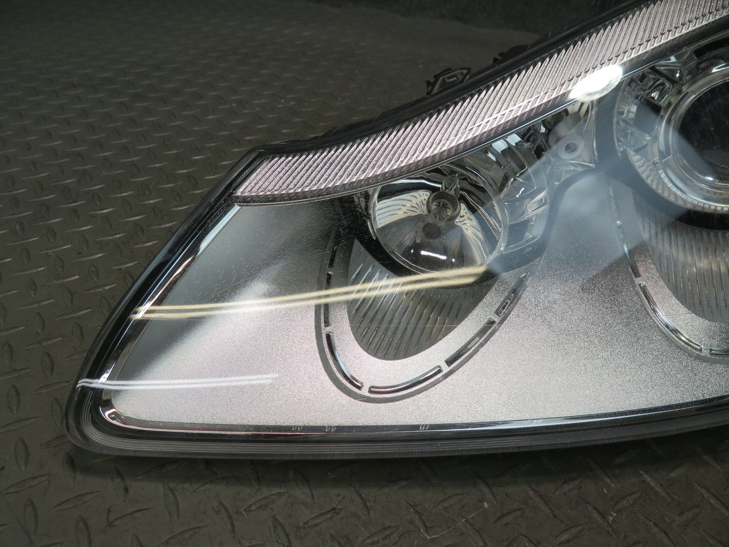 2008-2010 Porsche Cayenne 957 Front Left AFS Xenon HID Headlight Lamp w Ballast