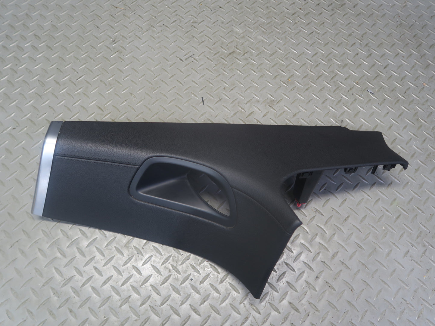 13-20 Mercedes R231 SL550 Set of 2 Rear Interior C Pillar Upper Trim Panel OEM
