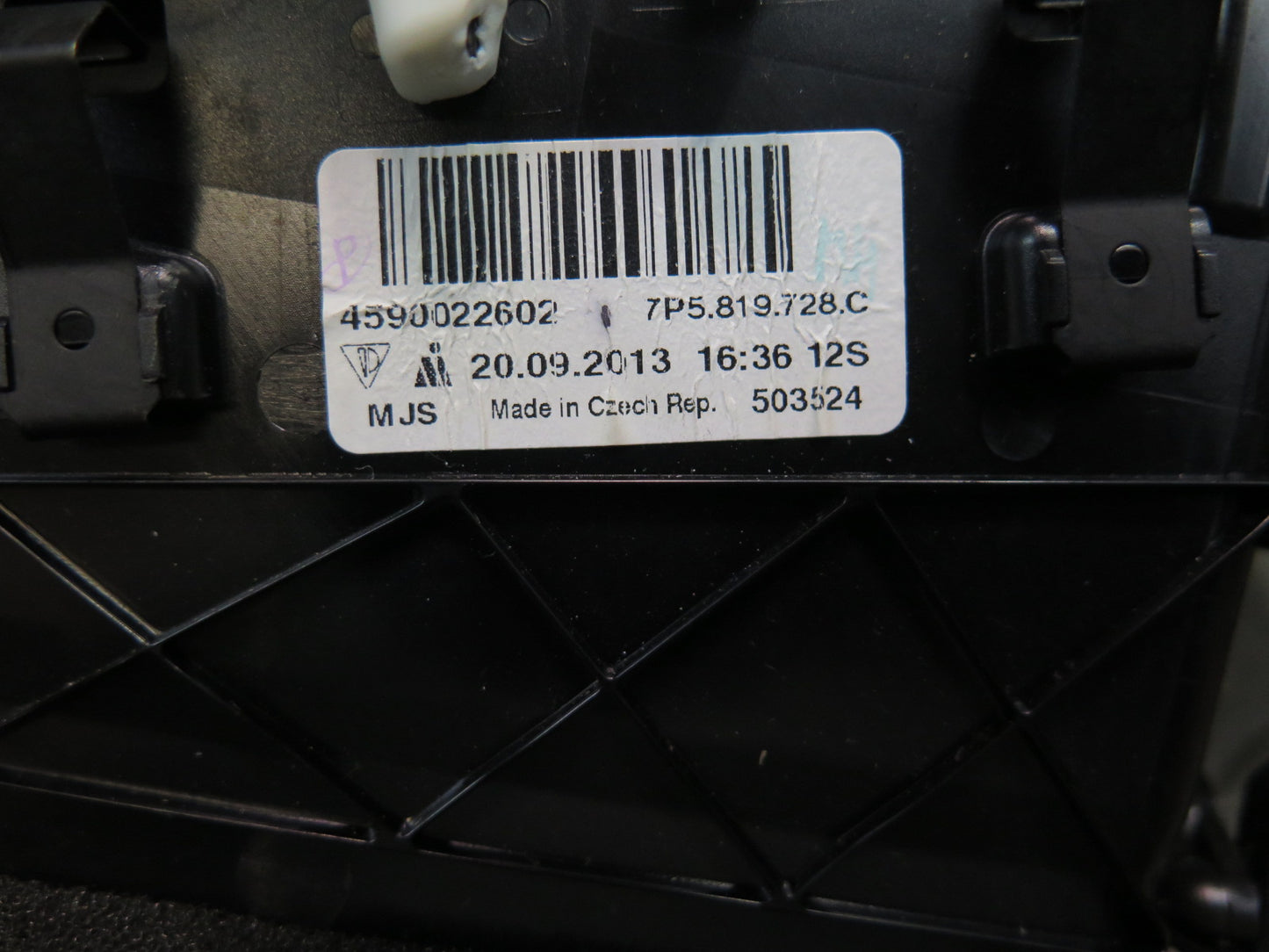 2011-2018 Porsche Cayenne 958 Front Right Side Dash A/C Air Vent Heater Grille