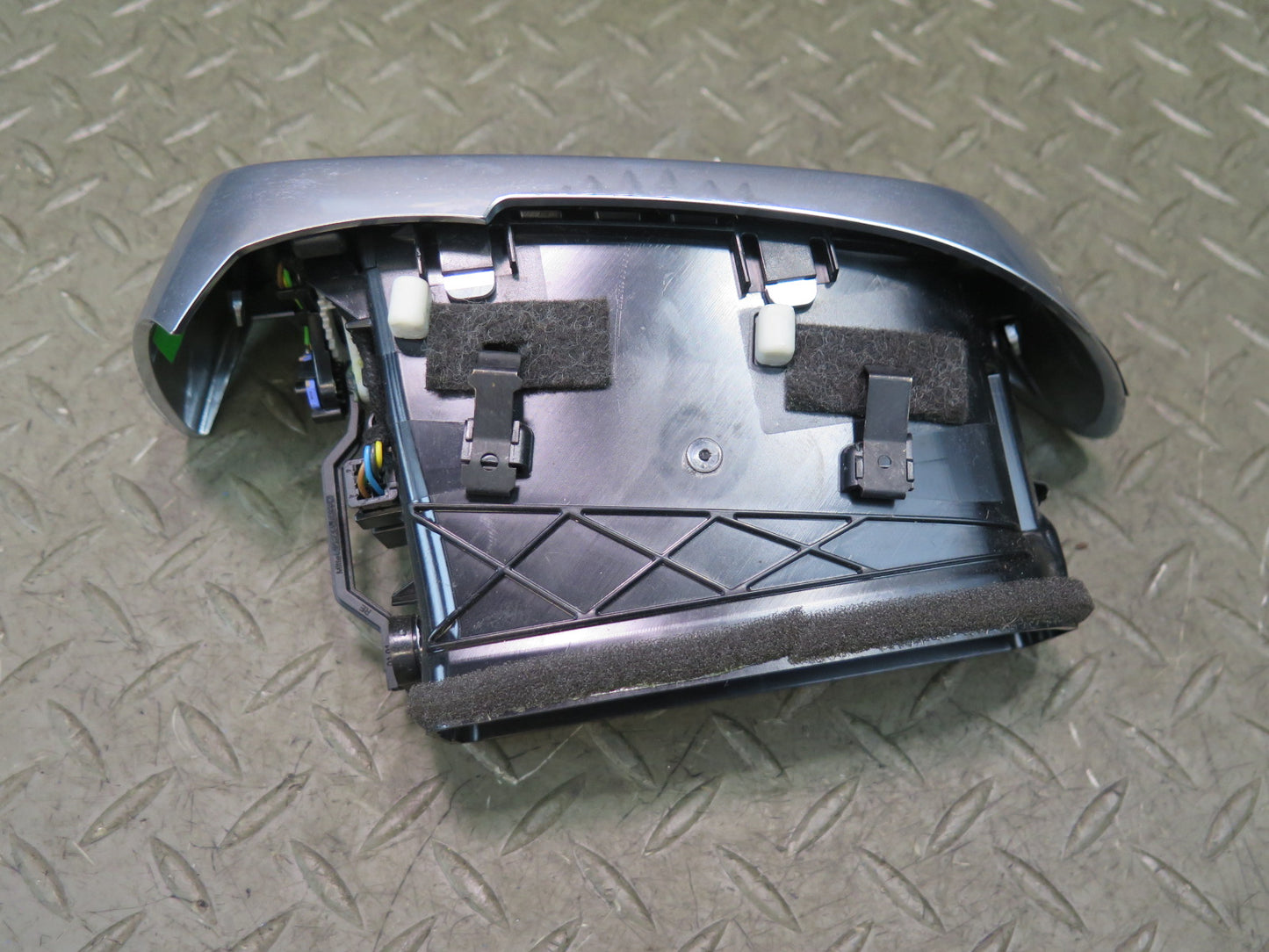 2011-2018 Porsche Cayenne 958 Front Right Side Dash A/C Air Vent Heater Grille