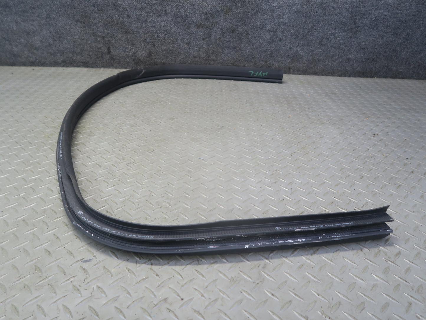 13-20 Mercedes R231 SL550 Front Left Door Weatherstrip Rubber Seal Gasket OEM