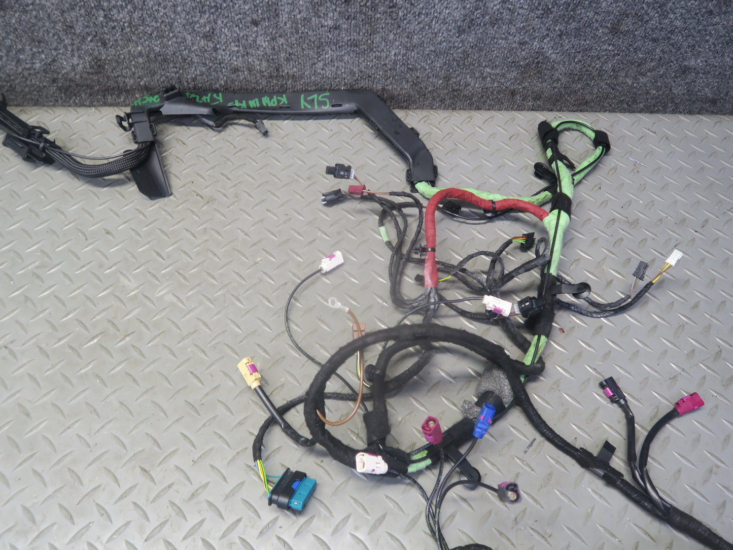 13-16 Mercedes R231 SL550 Rear END Trunk Lid Wire Wiring Harness OEM