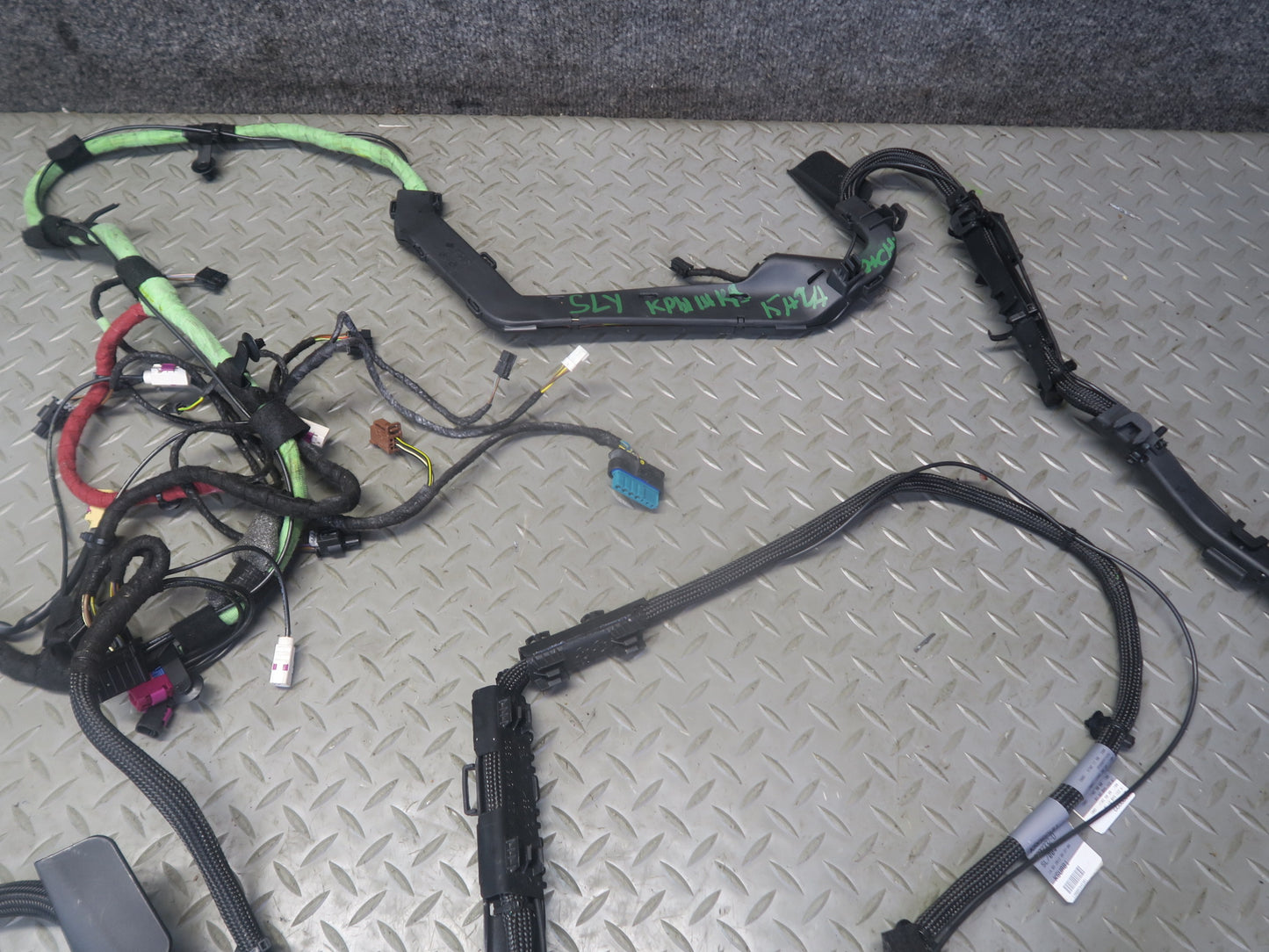 13-16 Mercedes R231 SL550 Rear END Trunk Lid Wire Wiring Harness OEM