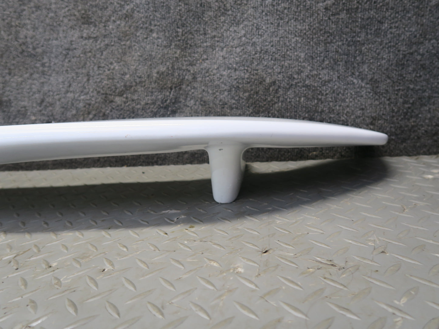 00-05 Toyota MR2 Spyder ZZW30 Rear Trunk Lid Spoiler Wing White