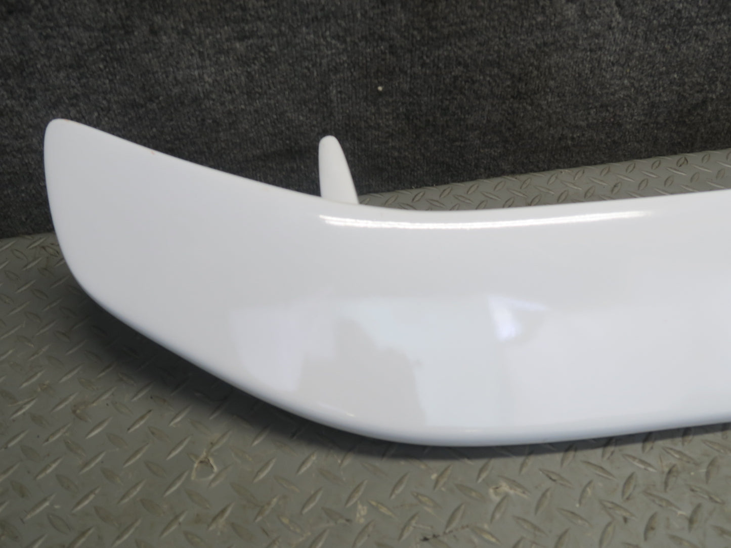00-05 Toyota MR2 Spyder ZZW30 Rear Trunk Lid Spoiler Wing White