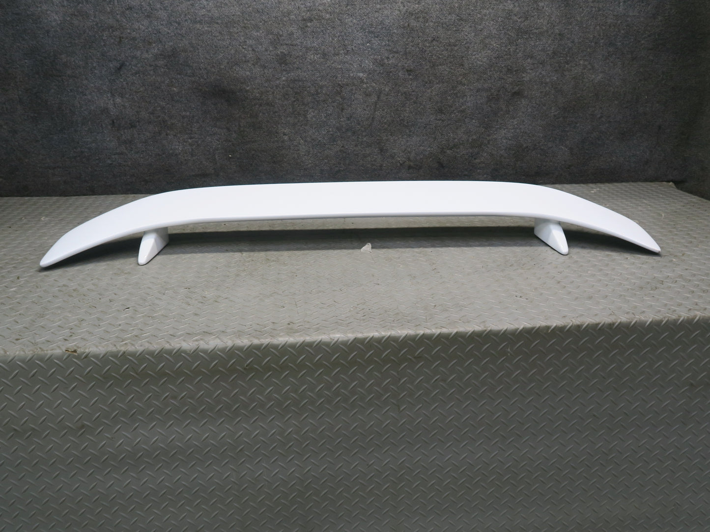 00-05 Toyota MR2 Spyder ZZW30 Rear Trunk Lid Spoiler Wing White