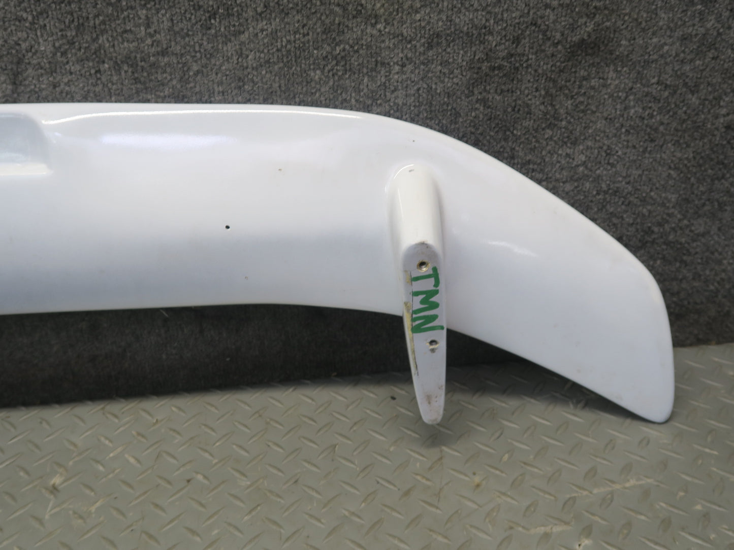 00-05 Toyota MR2 Spyder ZZW30 Rear Trunk Lid Spoiler Wing White