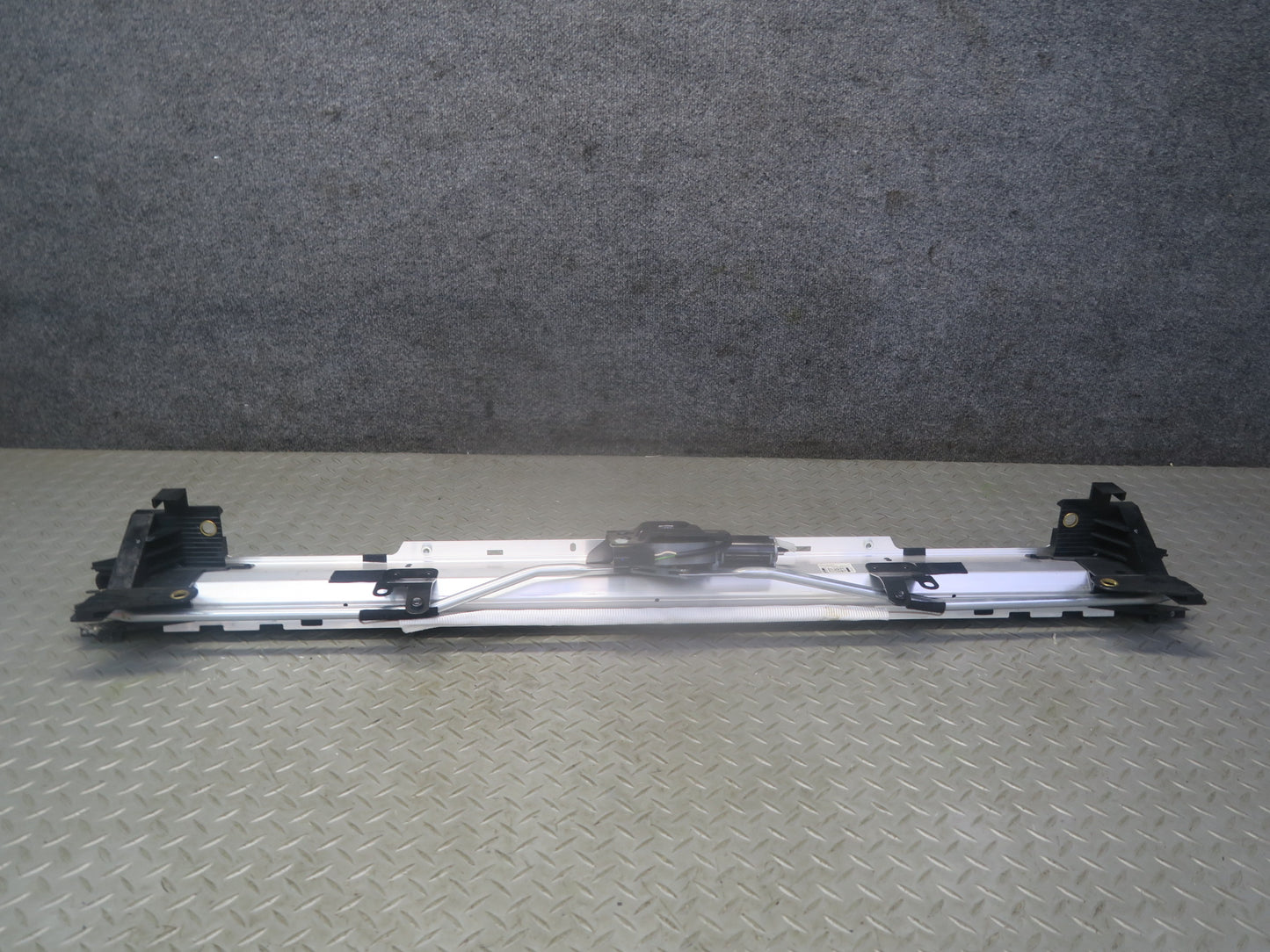 13-20 Mercedes R231 SL550 Rear Air Wind Deflector With Motor 2318600174 OEM