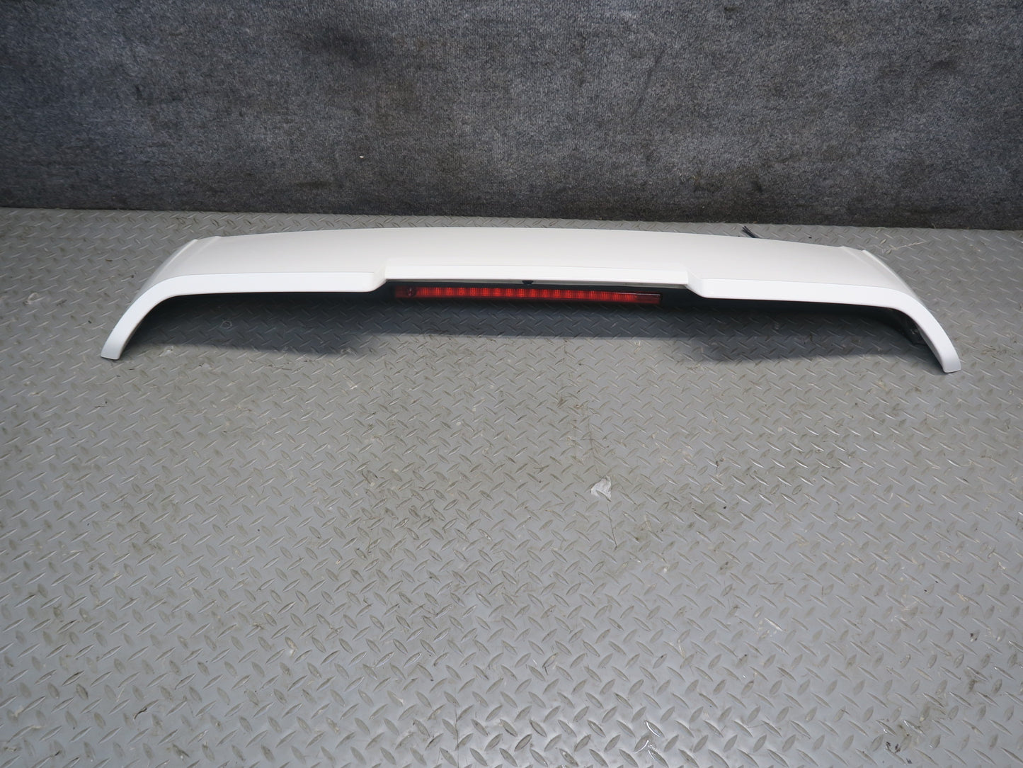 2008-2010 Porsche Cayenne 957 Rear Trunk Liftgate Tailgate Spoiler w Brake Light