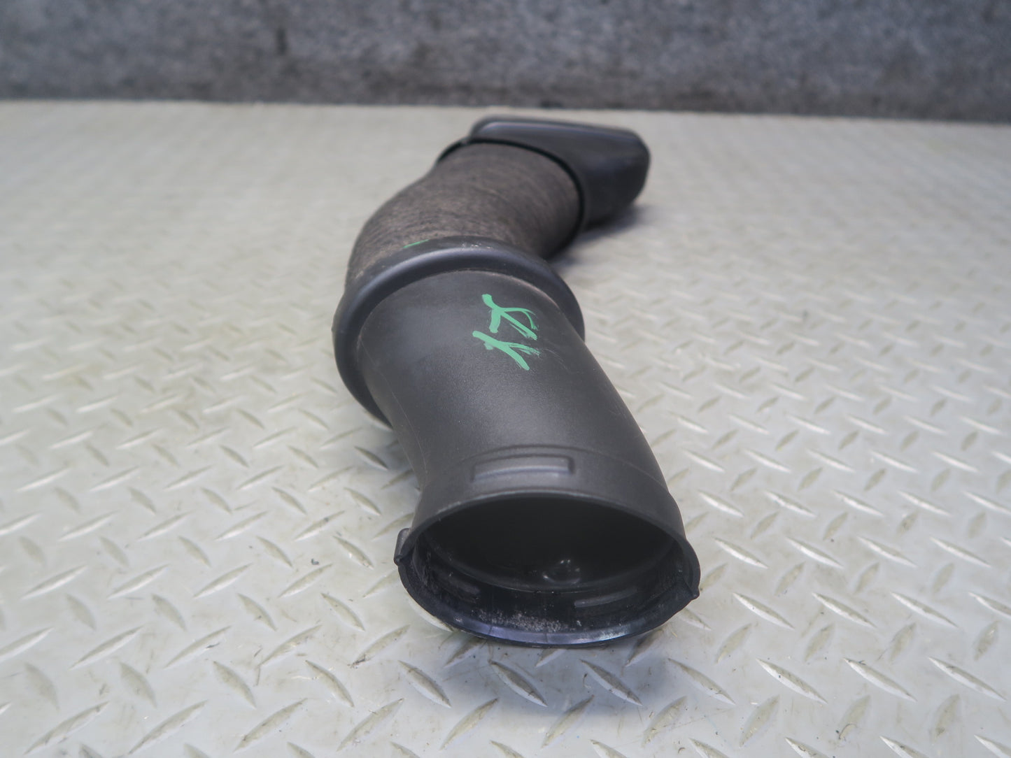 13-20 Mercedes R231 SL550 Left Engine Air Intake Hose Tube Duct 2780902382 OEM