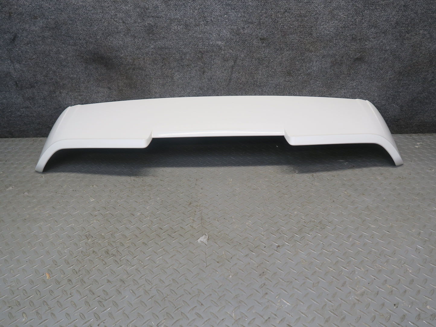 2008-2010 Porsche Cayenne 957 Rear Trunk Liftgate Tailgate Spoiler w Brake Light