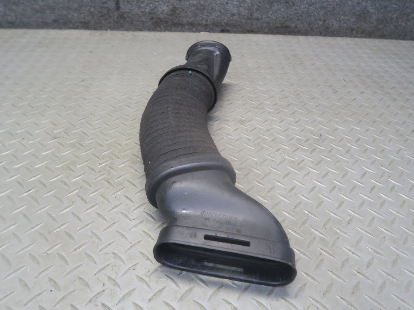 13-20 Mercedes R231 SL550 Left Engine Air Intake Hose Tube Duct 2780902382 OEM