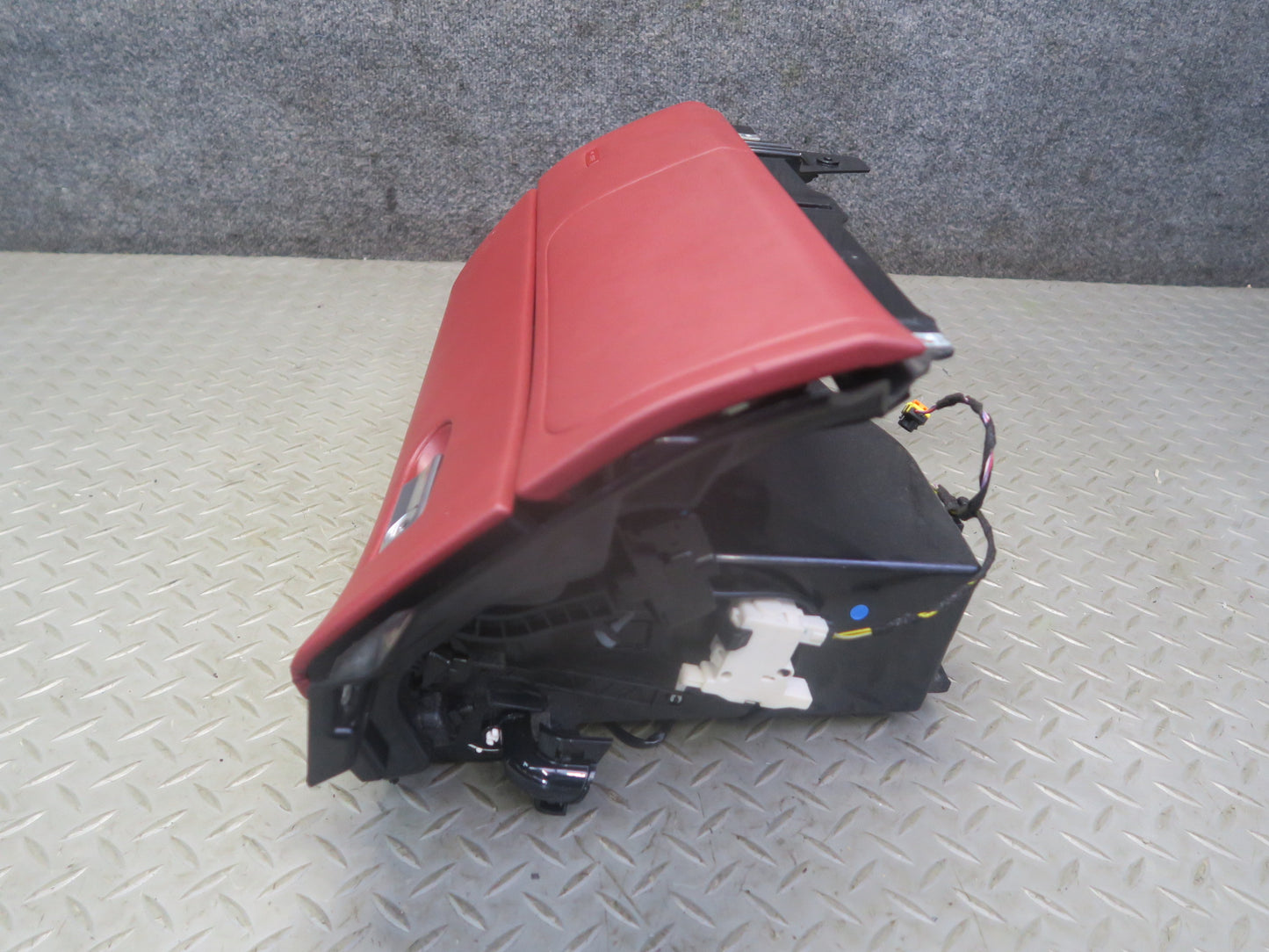 13-16 Mercedes R231 SL550 Dash Glove Box Compartment Storage OEM