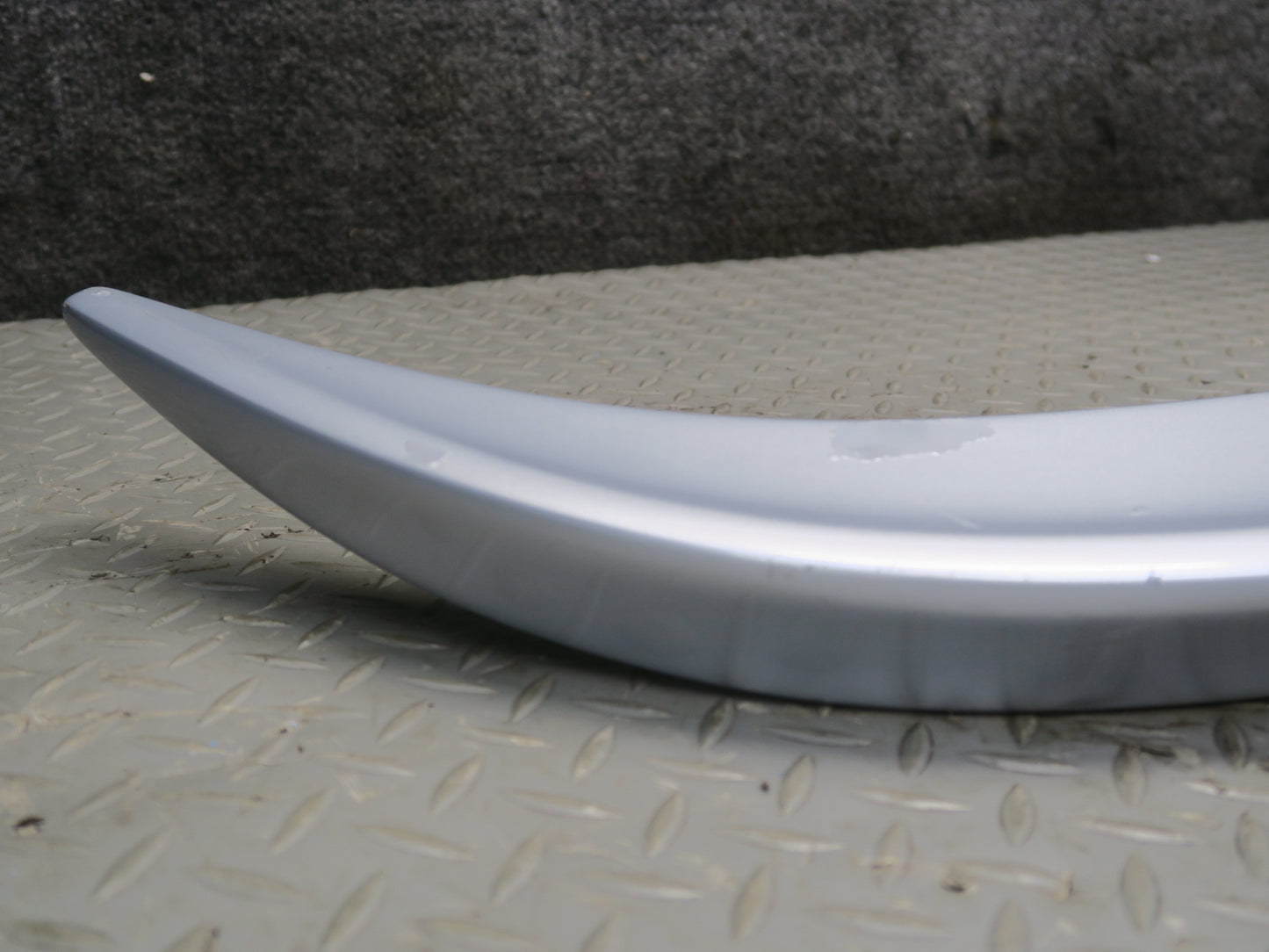 13-20 Mercedes R231 SL550 AMG Rear Trunk Lid Spoiler Iridium Silver OEM