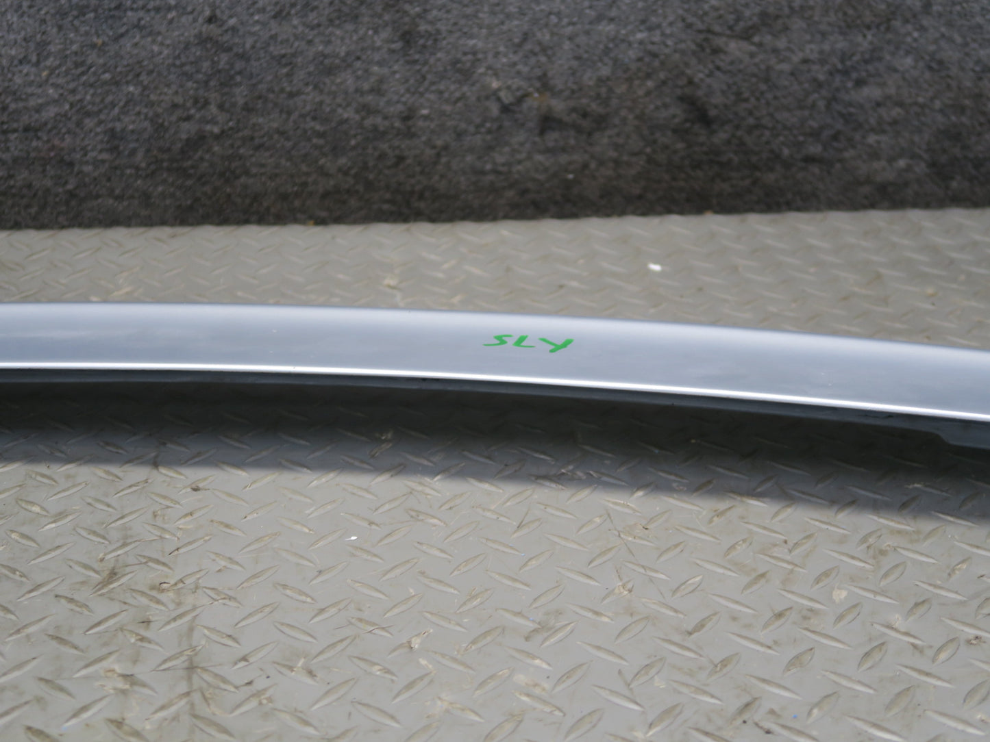 13-20 Mercedes R231 SL550 AMG Rear Trunk Lid Spoiler Iridium Silver OEM
