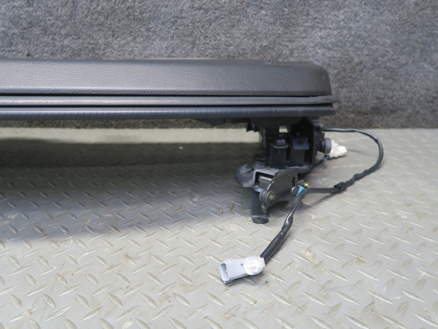 02-10 Lexus Z40 SC430 Rear Package Tray Flap Cargo Deck Cover Panel w Hinge OEM