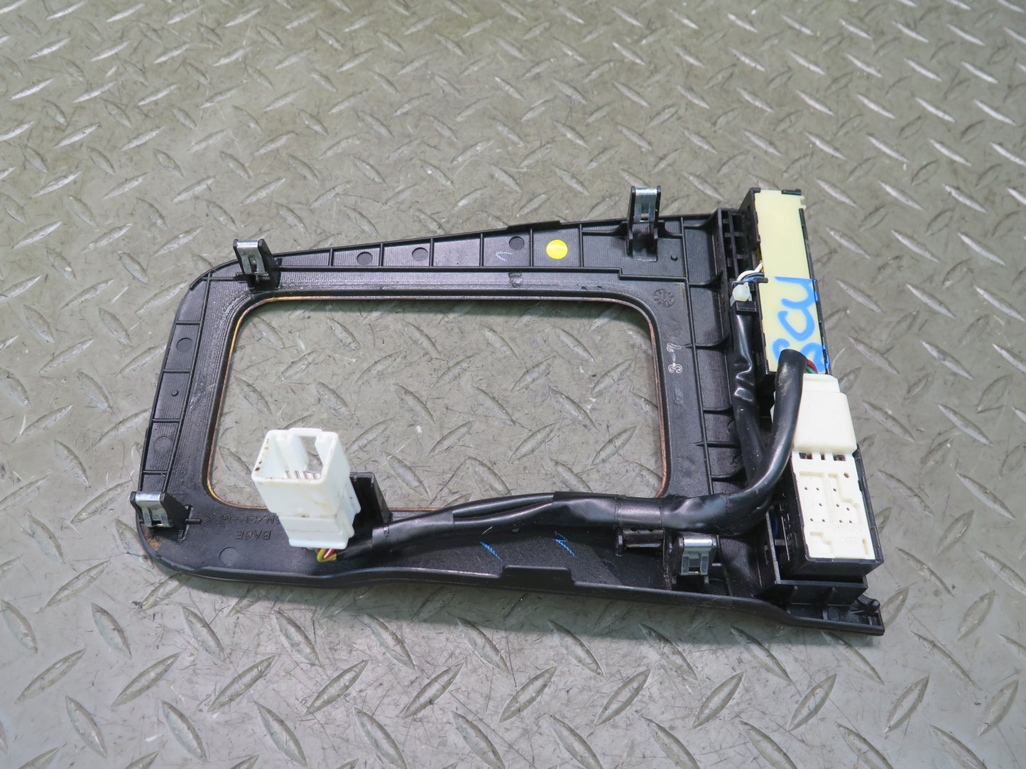 98-00 Lexus UZZ30L SC300 SC400 Center Console Shifter Trim Bezel w Switch OEM