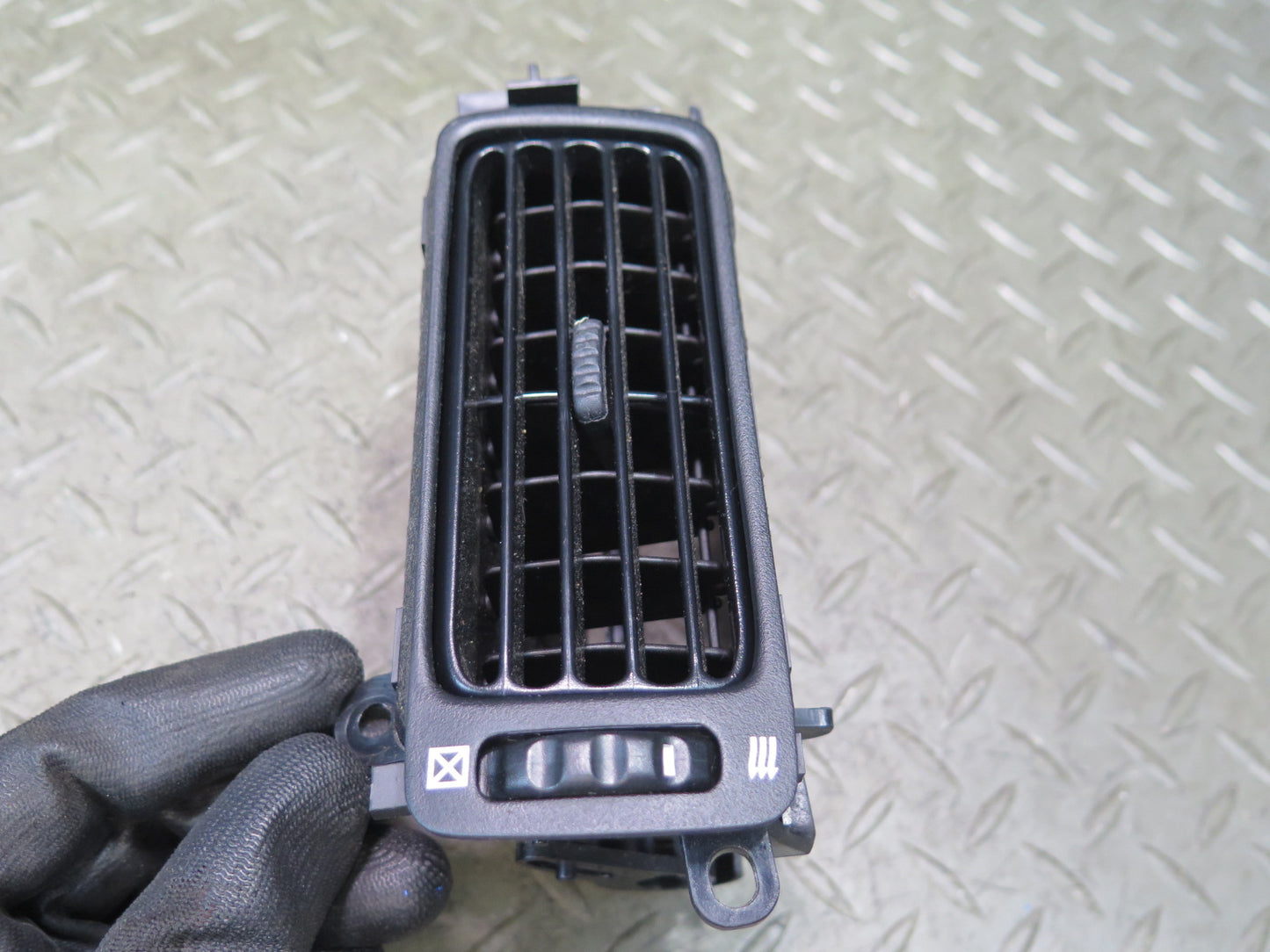 97-00 Lexus UZZ30L SC400 SC300 Dash Left Right Air Vent Grille Set OEM