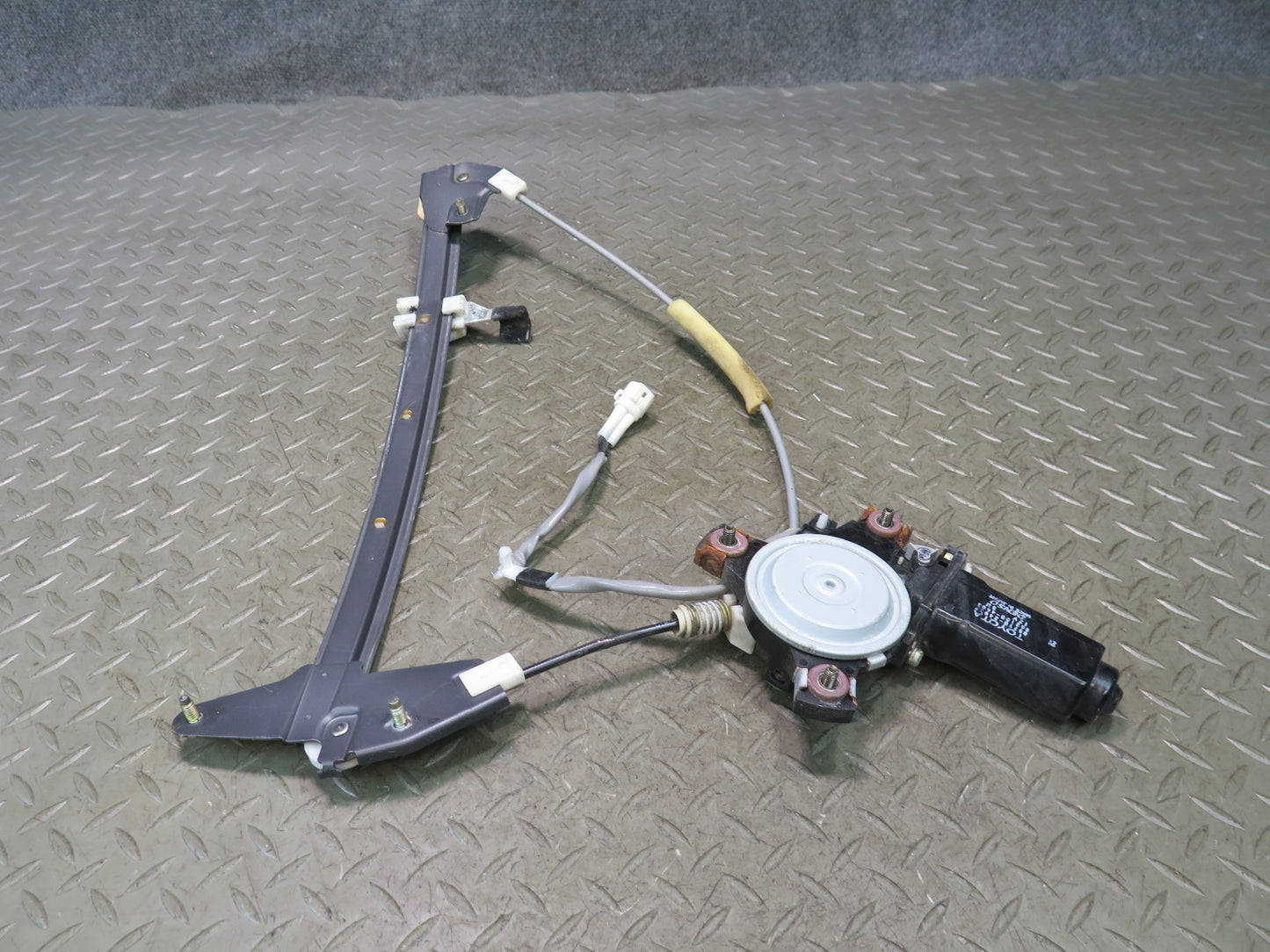 95-00 Lexus UZZ30L SC400 SC300 Right Passenger Door Window Regulator w Motor OEM