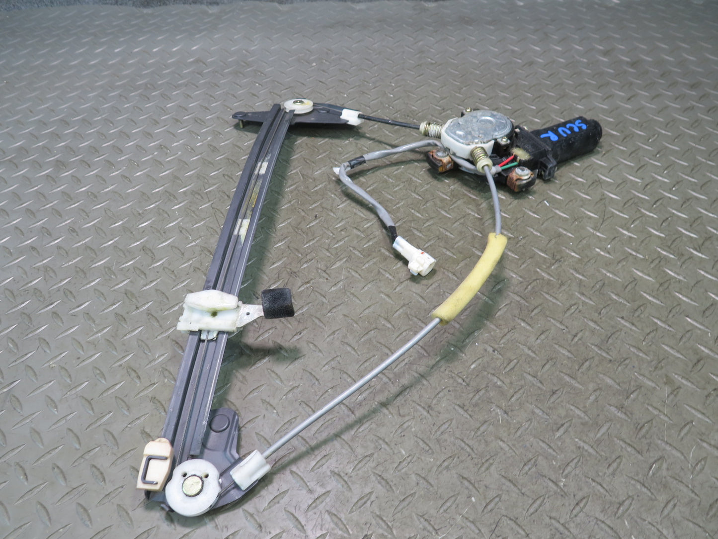 95-00 Lexus UZZ30L SC400 SC300 Right Passenger Door Window Regulator w Motor OEM