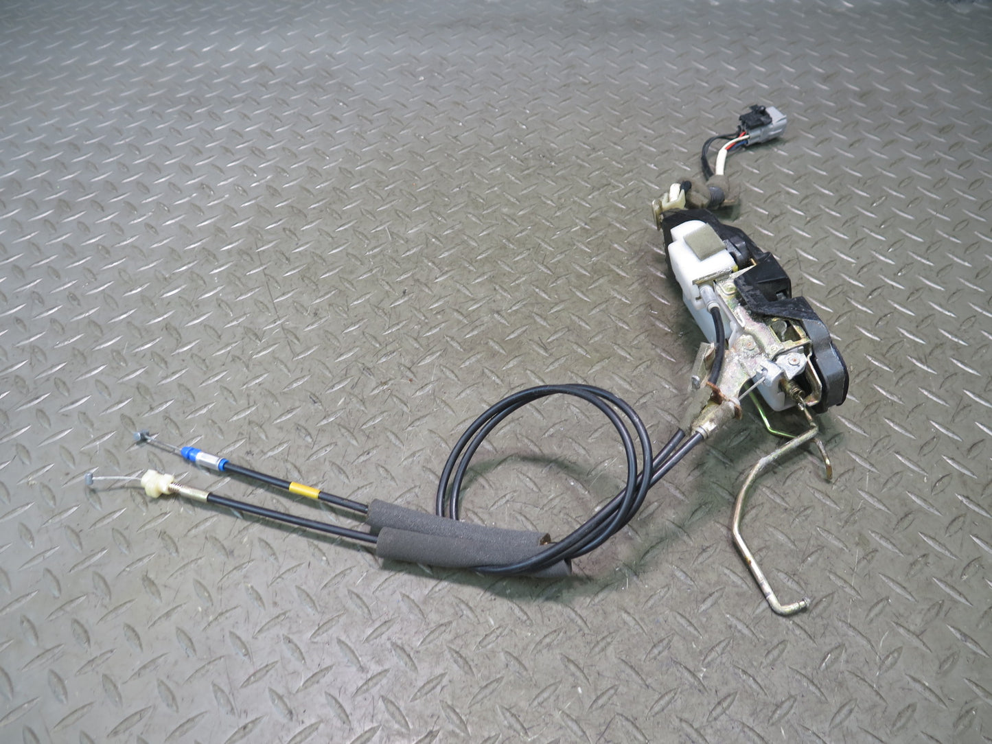 92-00 Lexus UZZ30L SC300 SC400 Front Left Driver Door Lock Latch Actuator OEM