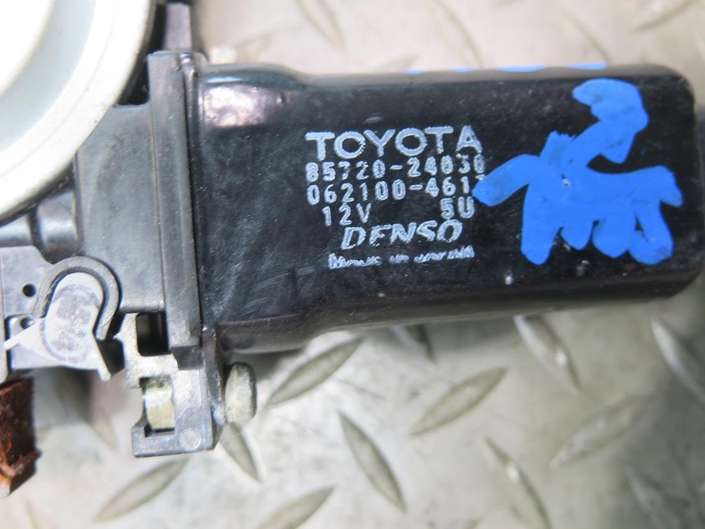 95-00 Lexus UZZ30L SC400 SC300 Left Driver Door Window Regulator w Motor OEM