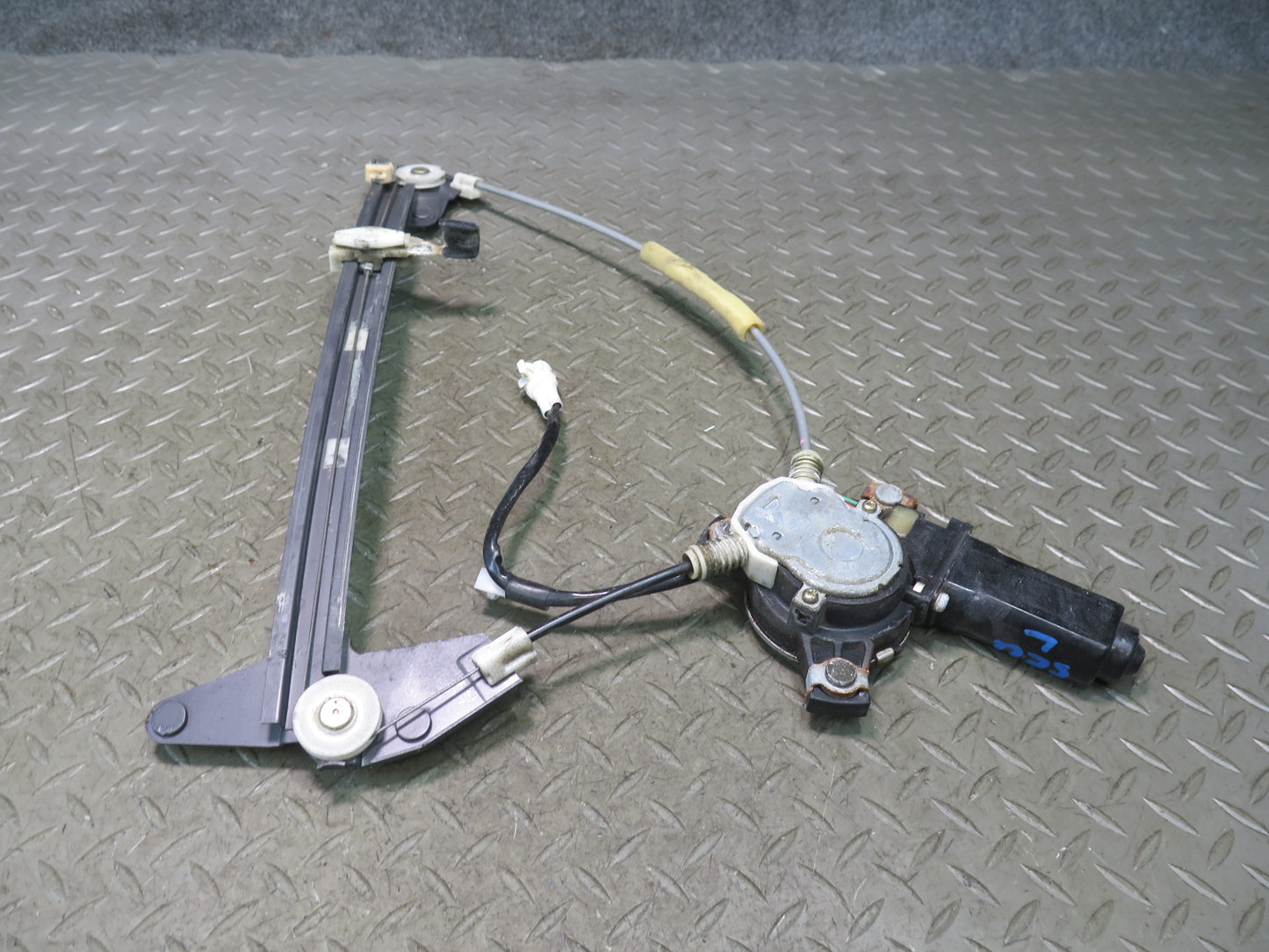 95-00 Lexus UZZ30L SC400 SC300 Left Driver Door Window Regulator w Motor OEM