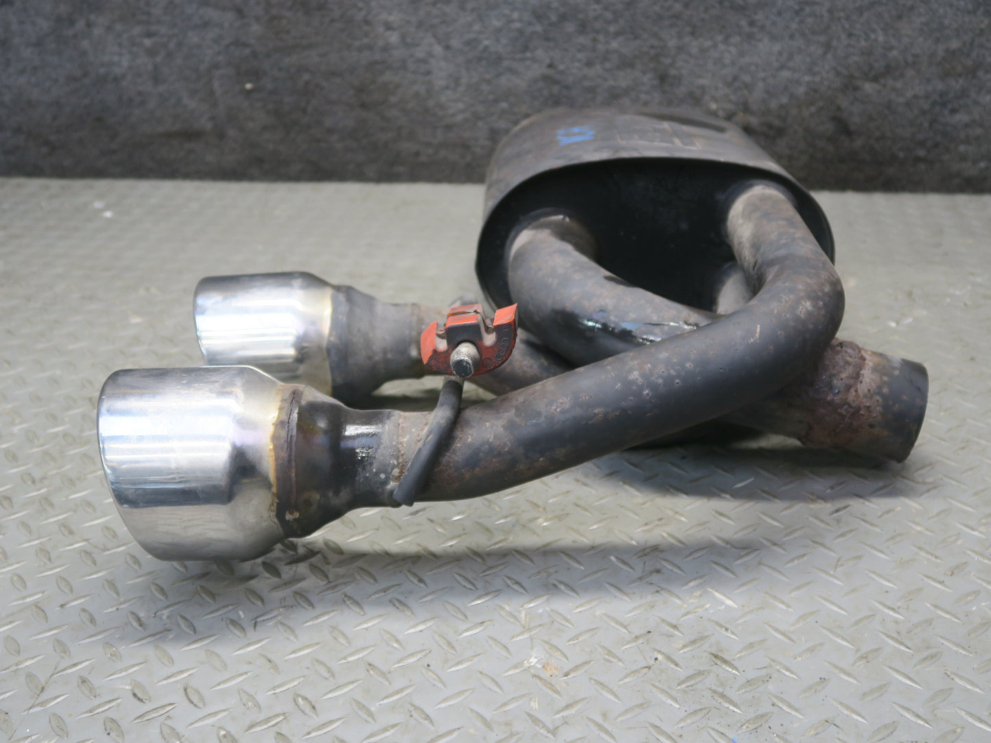 2008 VW Golf MK5 R32 Borla Exhaust Muffler w Tips