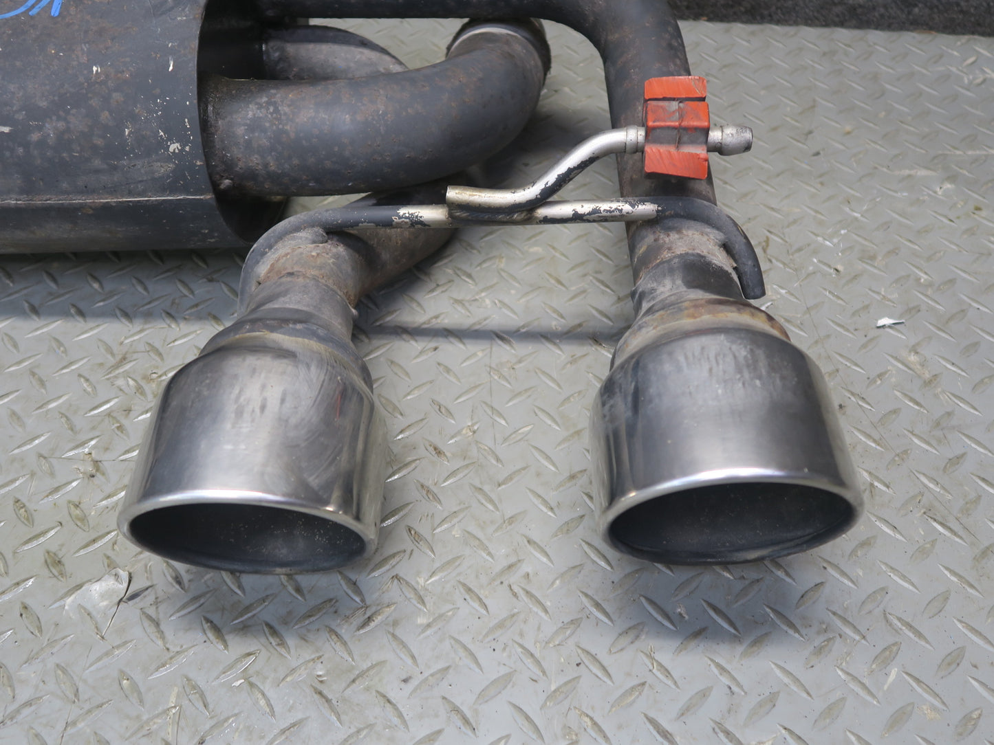 2008 VW Golf MK5 R32 Borla Exhaust Muffler w Tips