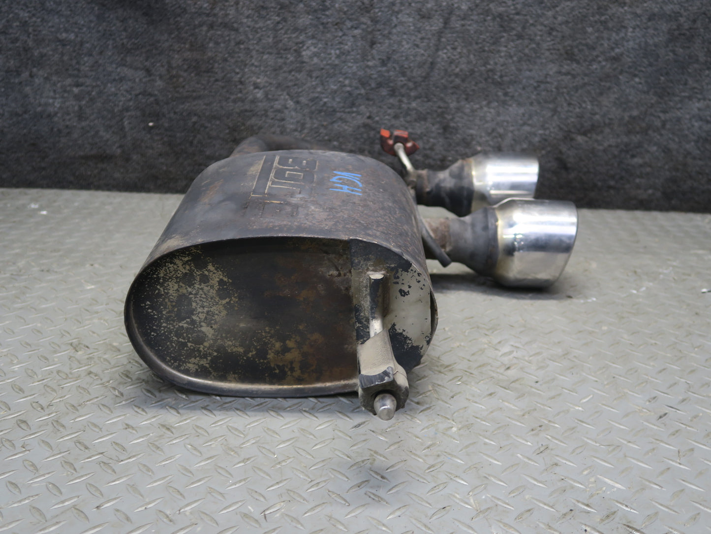 2008 VW Golf MK5 R32 Borla Exhaust Muffler w Tips