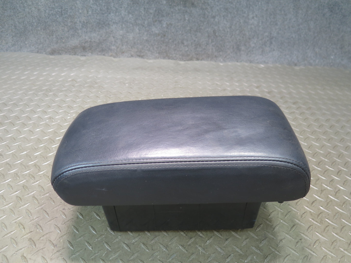 98-00 Lexus UZZ30L SC400 SC300 Front Center Console Armrest w Storage Box OEM