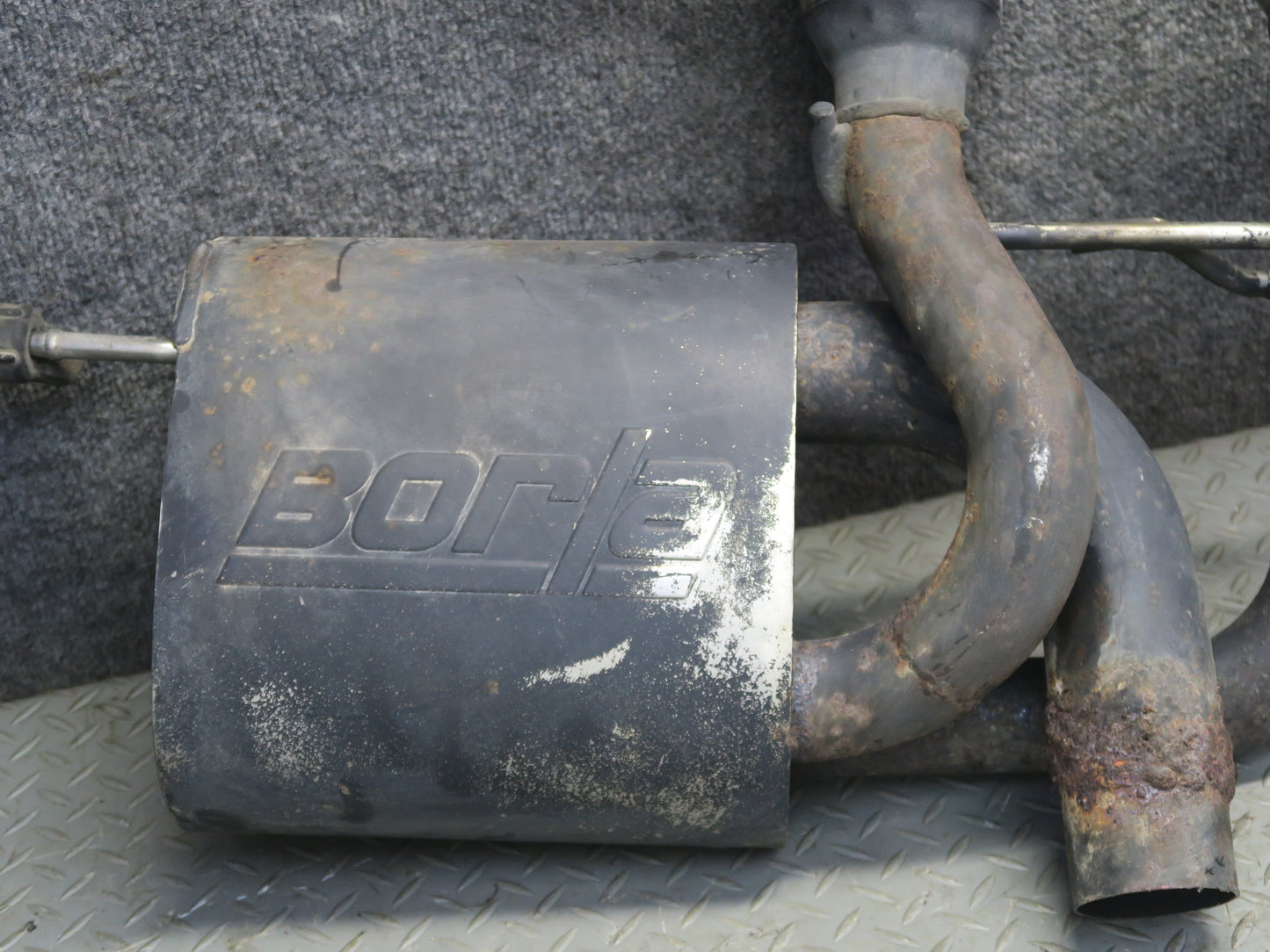 2008 VW Golf MK5 R32 Borla Exhaust Muffler w Tips