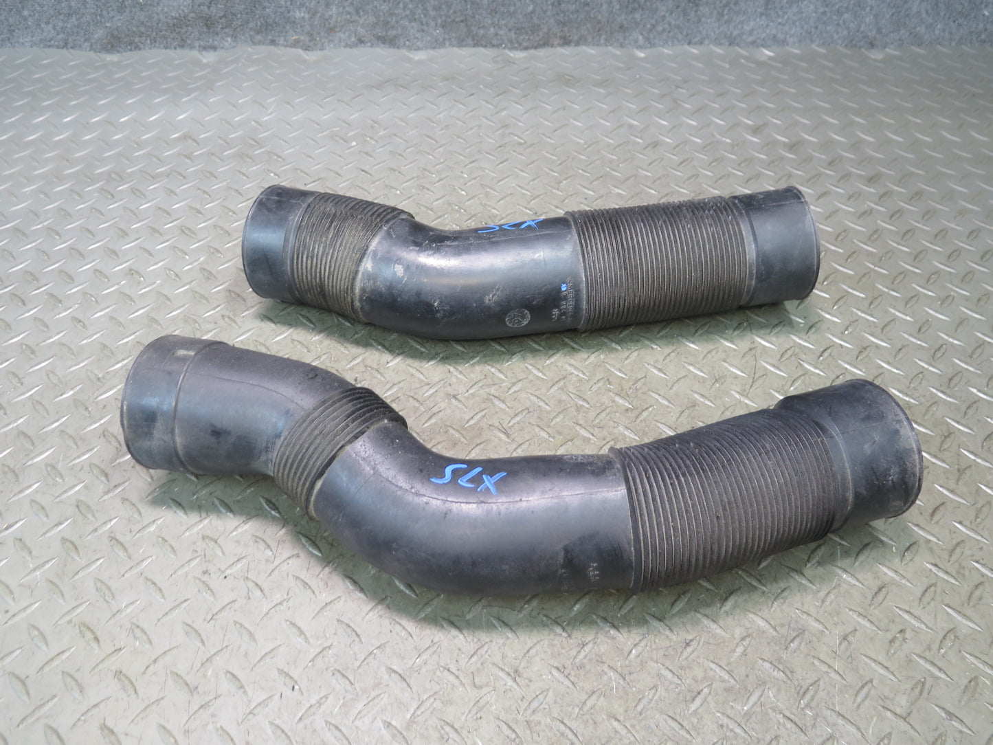 96-98 Mercedes R129 SL500 Set of 2 Air Intake Cleaner Filter Box Hose Line OEM