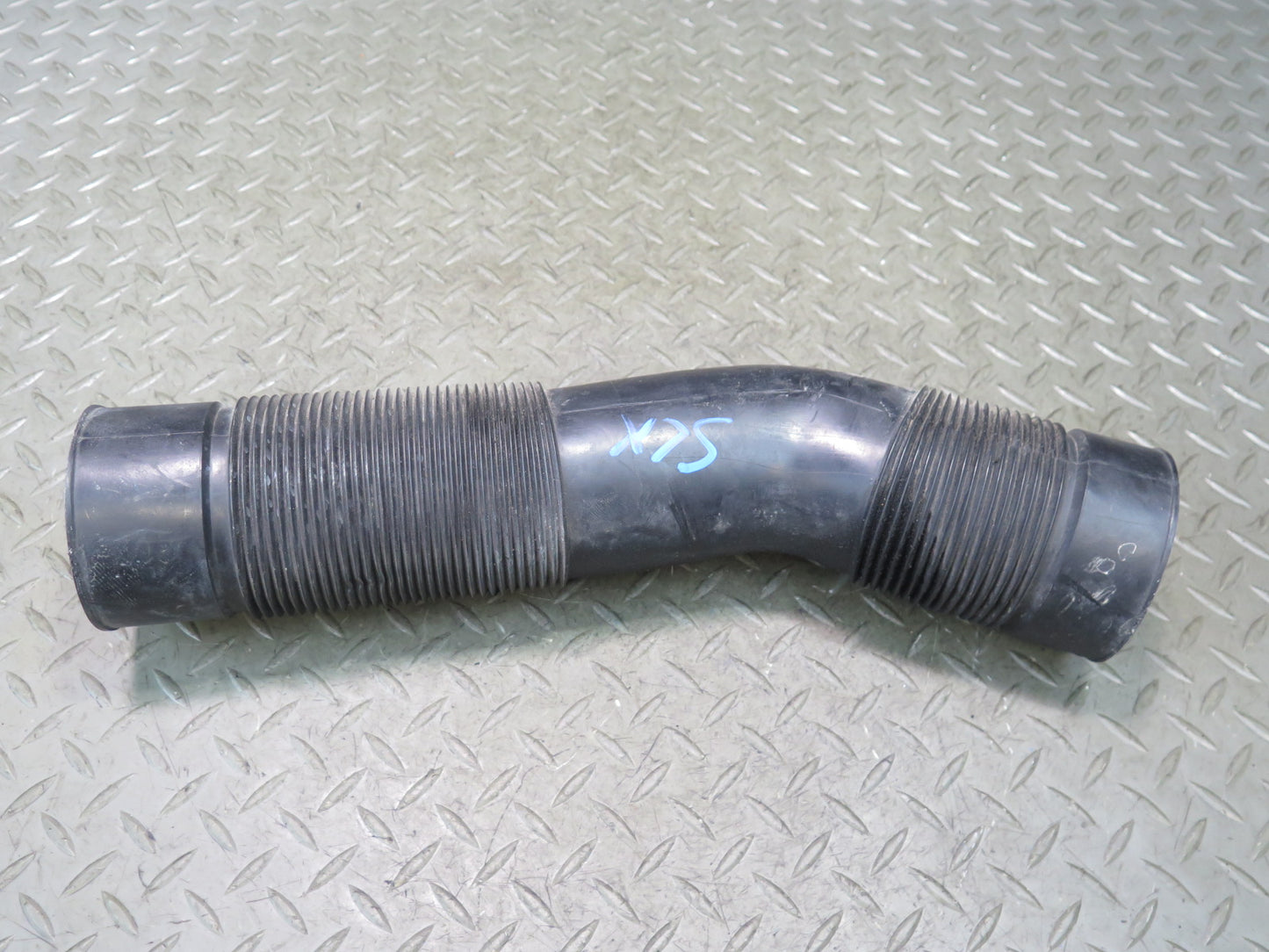 96-98 Mercedes R129 SL500 Set of 2 Air Intake Cleaner Filter Box Hose Line OEM
