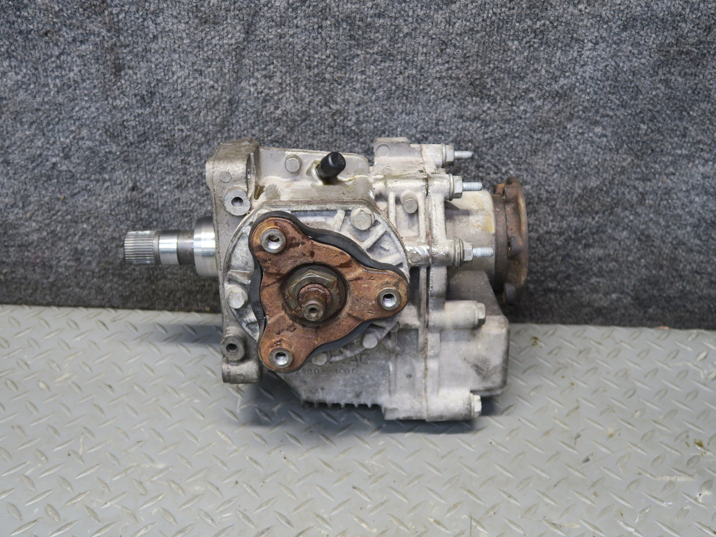 2008 VW Golf R32 MK5 VR6 A/T Front Differential Transfer Case OEM