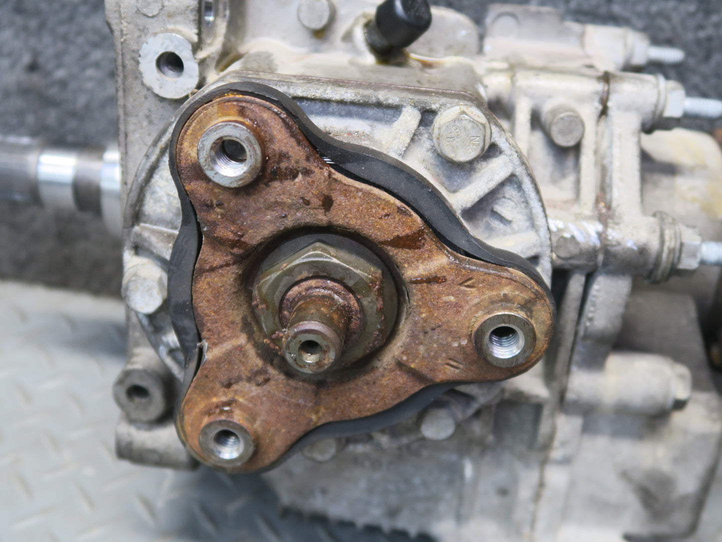 2008 VW Golf R32 MK5 VR6 A/T Front Differential Transfer Case OEM