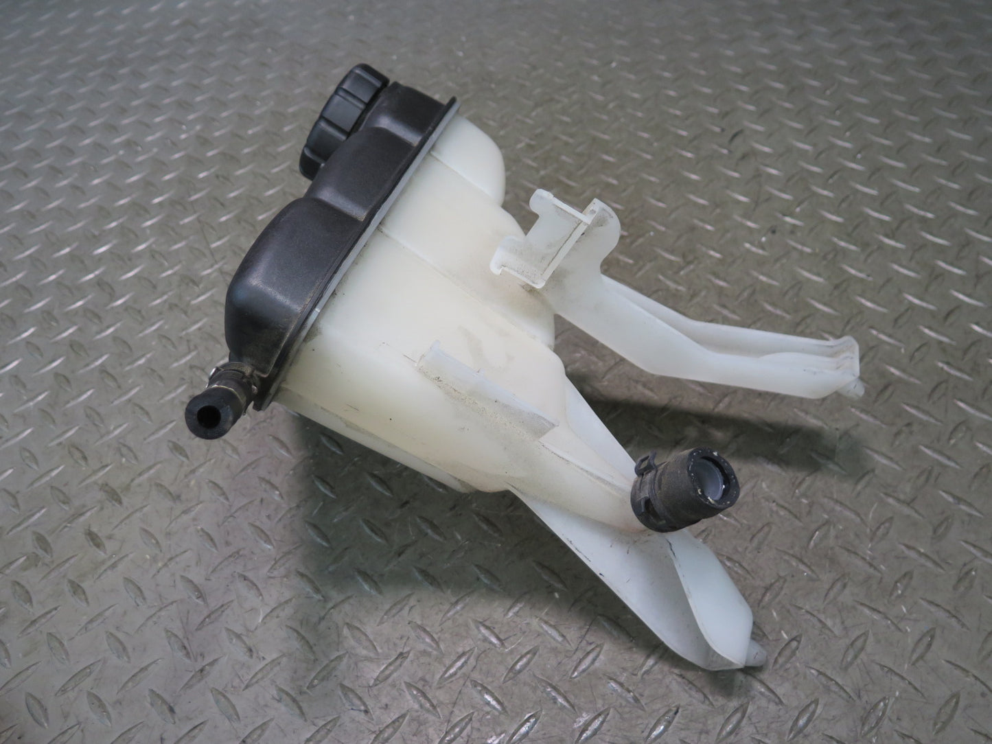 2012-2020 Mercedes R172 SLK SLC Coolant Expansion Overflow Reservoir Tank