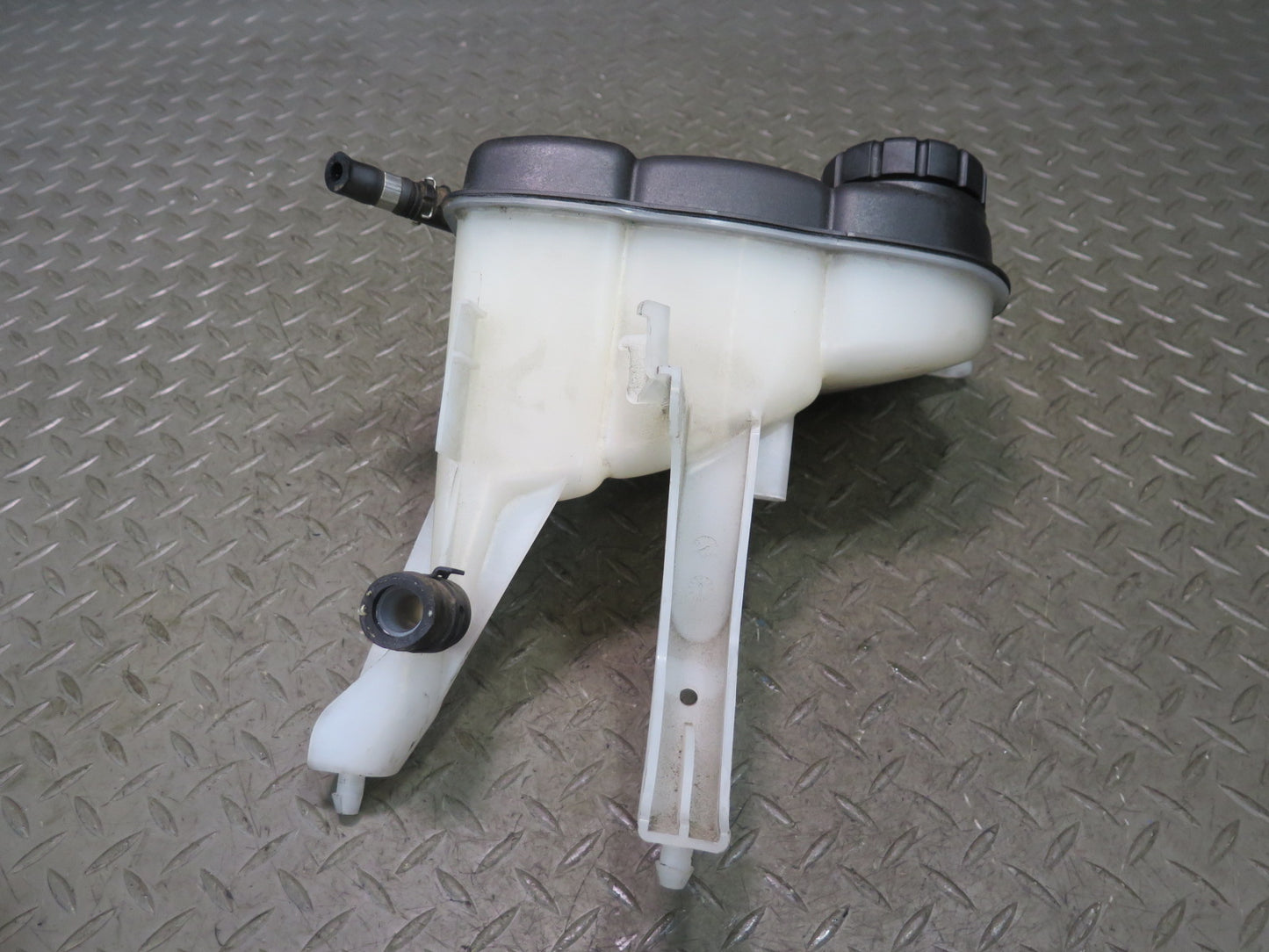 2012-2020 Mercedes R172 SLK SLC Coolant Expansion Overflow Reservoir Tank