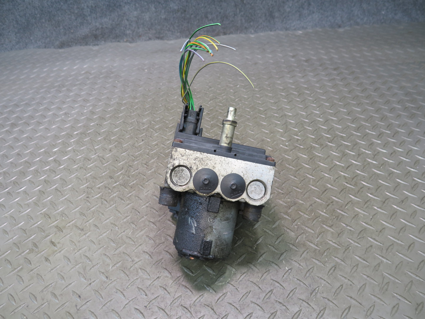 96-98 Mercedes R129 Sl-class Anti Lock Brake ABS Pump Module 0024319712 OEM