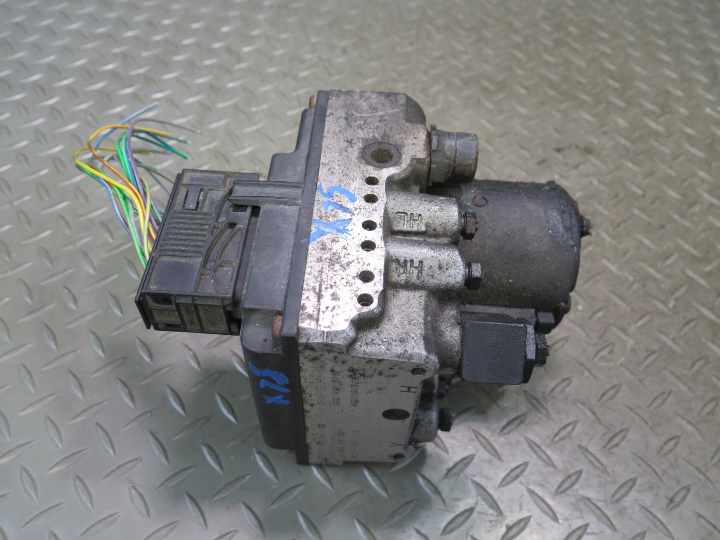 96-98 Mercedes R129 Sl-class Anti Lock Brake ABS Pump Module 0024319712 OEM