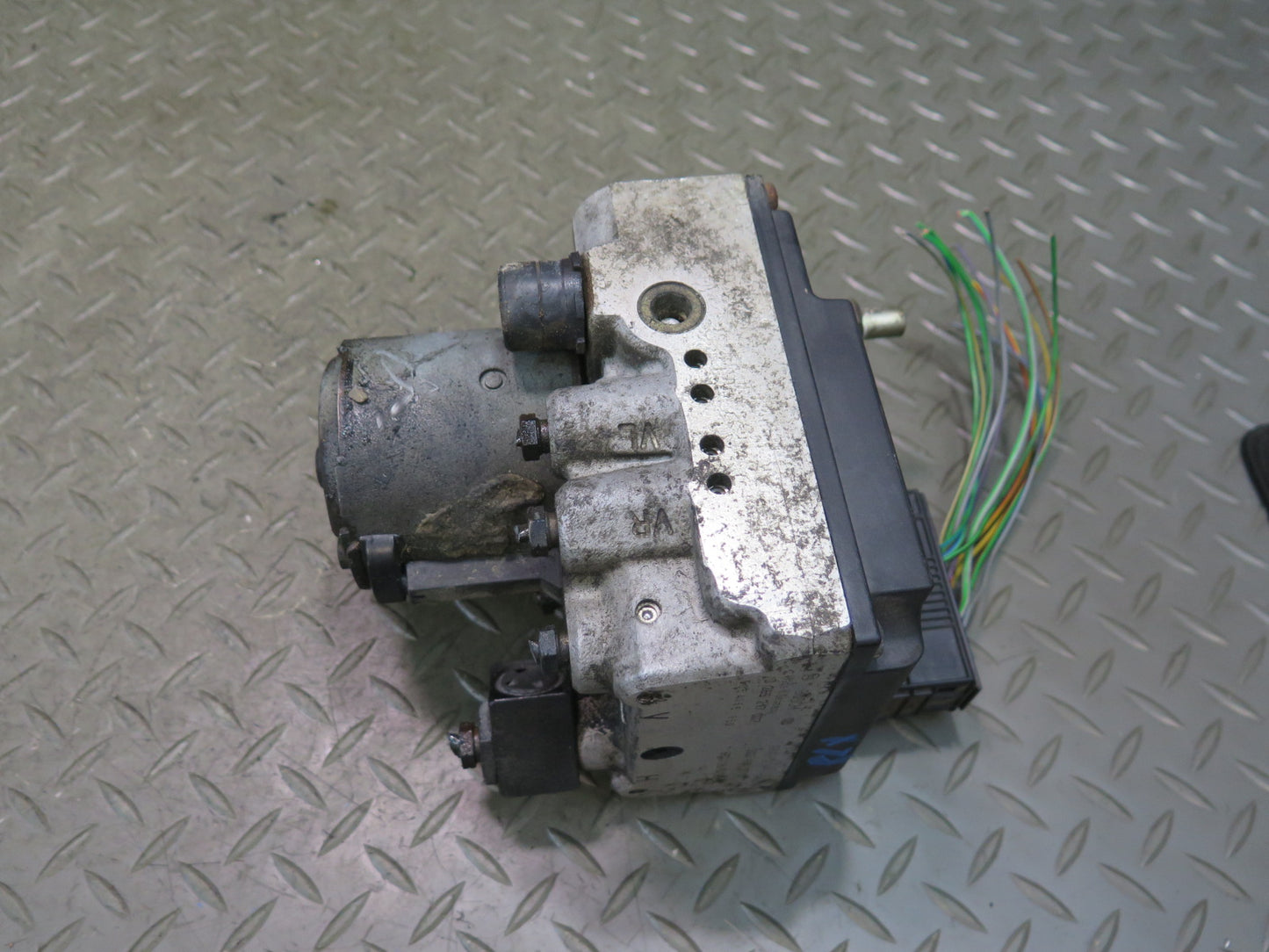 96-98 Mercedes R129 Sl-class Anti Lock Brake ABS Pump Module 0024319712 OEM
