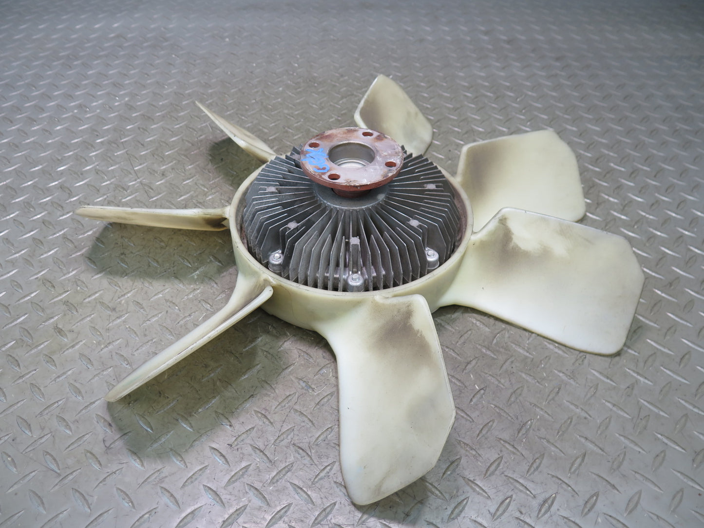 2010-2013 Lexus URJ150L GX460 Engine Motor Cooling Fan Motor Clutch w Blade