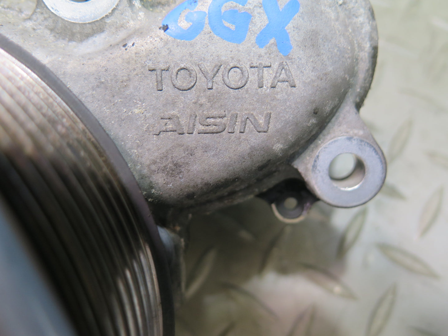 2010-2014 Lexus URJ150L GX460 Engine Motor Coolant Water Pump w Pulley