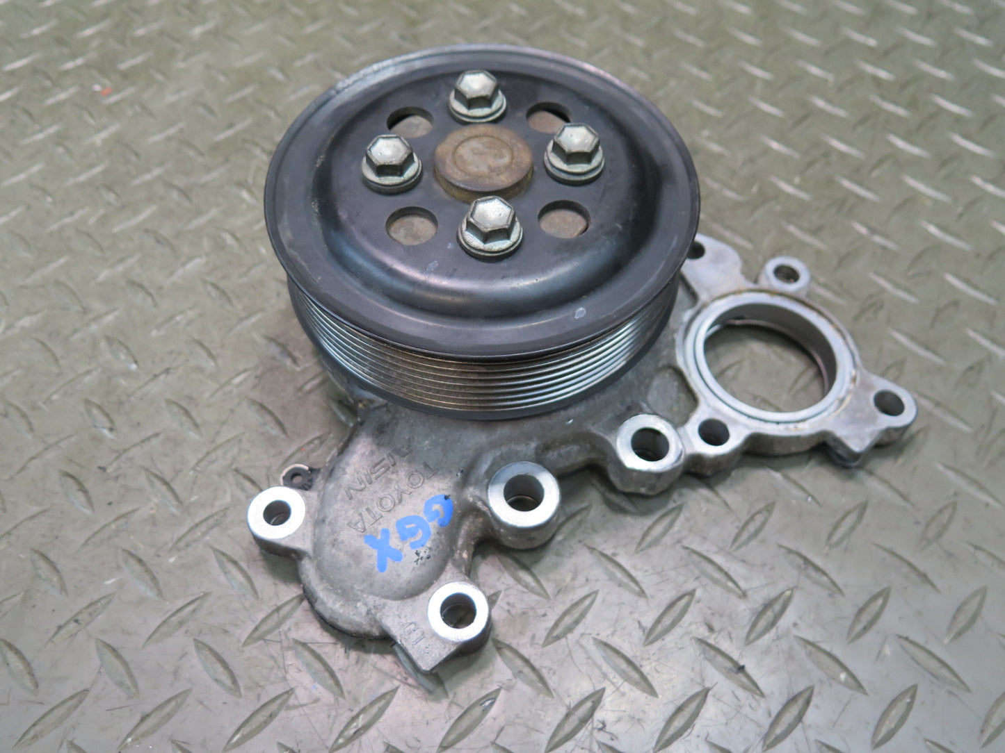 2010-2014 Lexus URJ150L GX460 Engine Motor Coolant Water Pump w Pulley