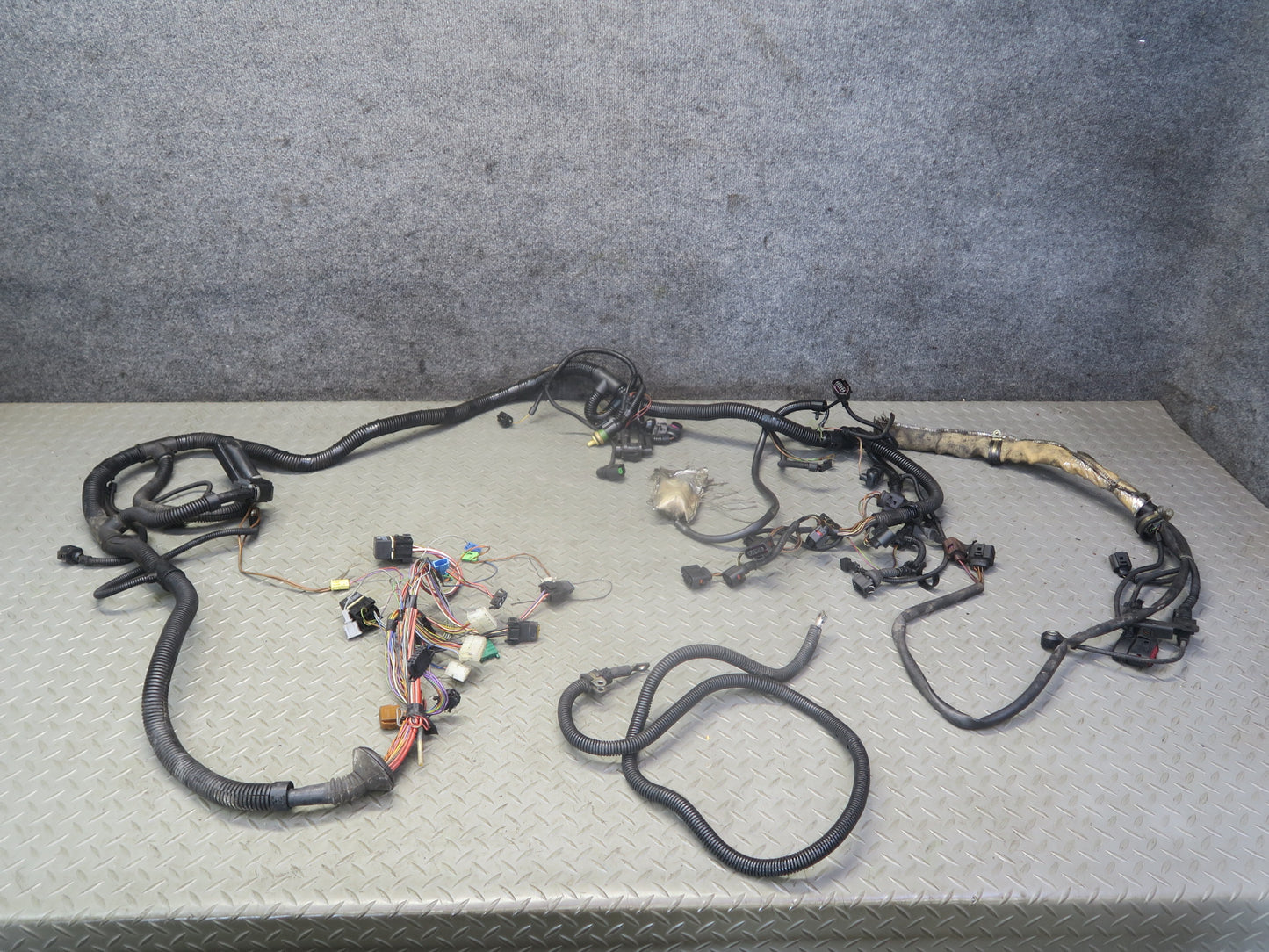 2003 VW Eurovan T4 2.8L AXK Engine Wire Wiring Harness Set OEM
