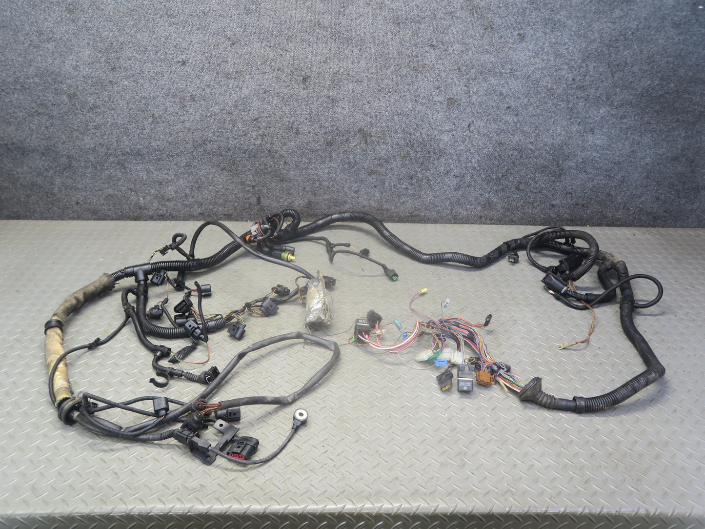 2003 VW Eurovan T4 2.8L AXK Engine Wire Wiring Harness Set OEM