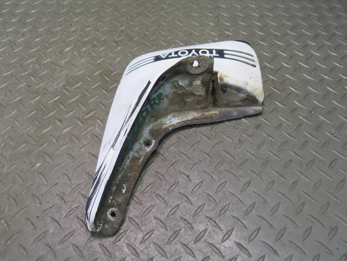 84-86 Toyota Cressida MX73 Sedan Front & Rear Right MUD Flap Guard White OEM