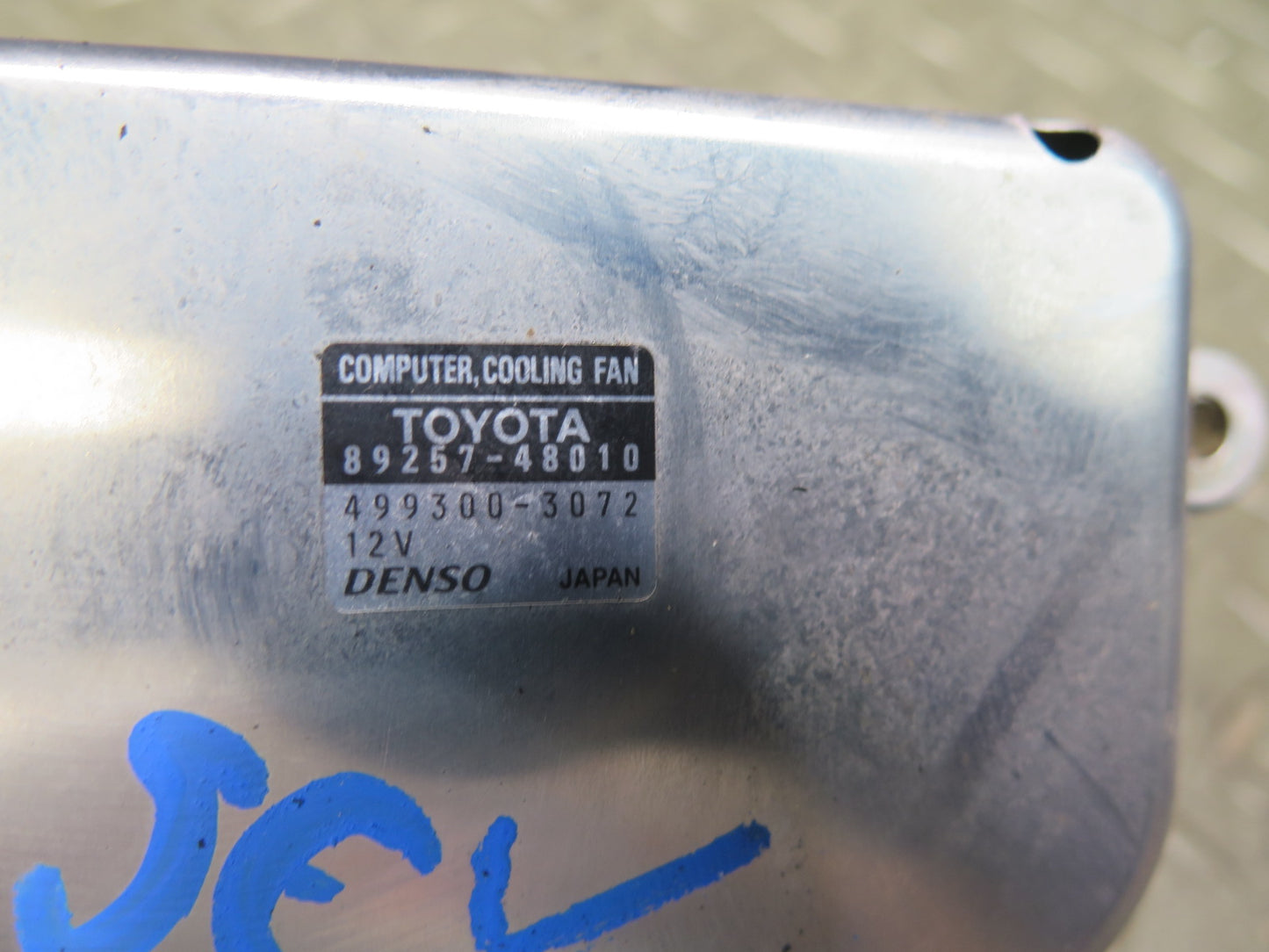 02-10 Lexus UZZ40L SC430 Cooling Fan Control Module Unit 89257-48010 OEM