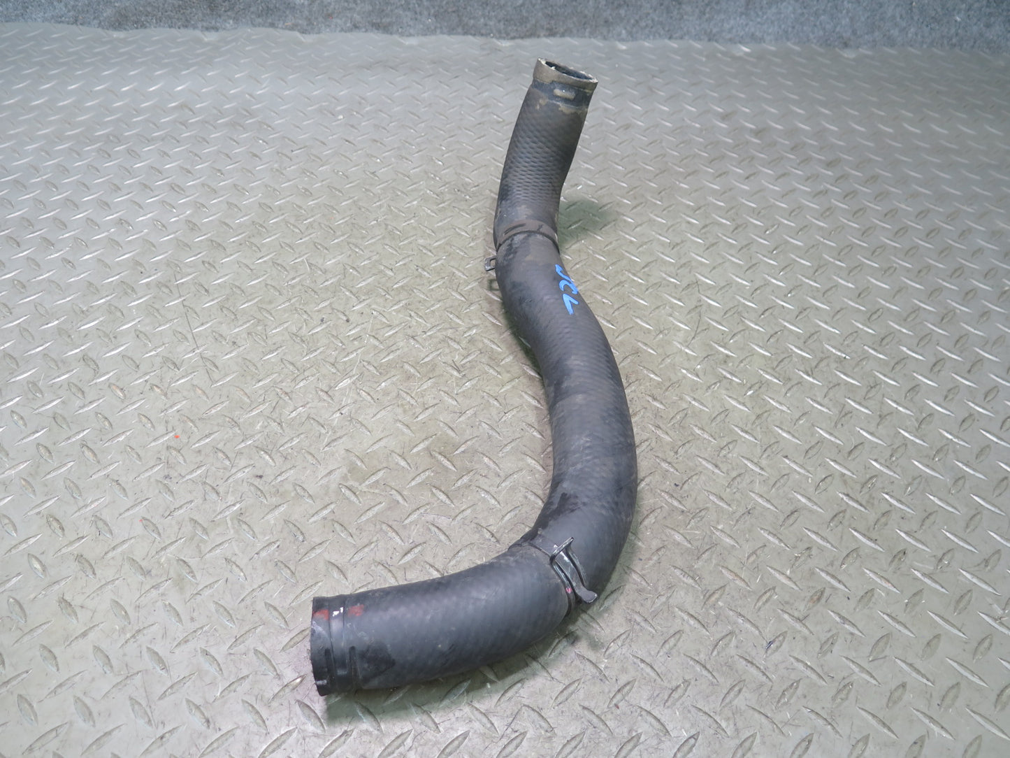 02-10 Lexus UZZ40L SC430 4.3L 3UZFE Set of 2 Engine Radiator Hose Line OEM