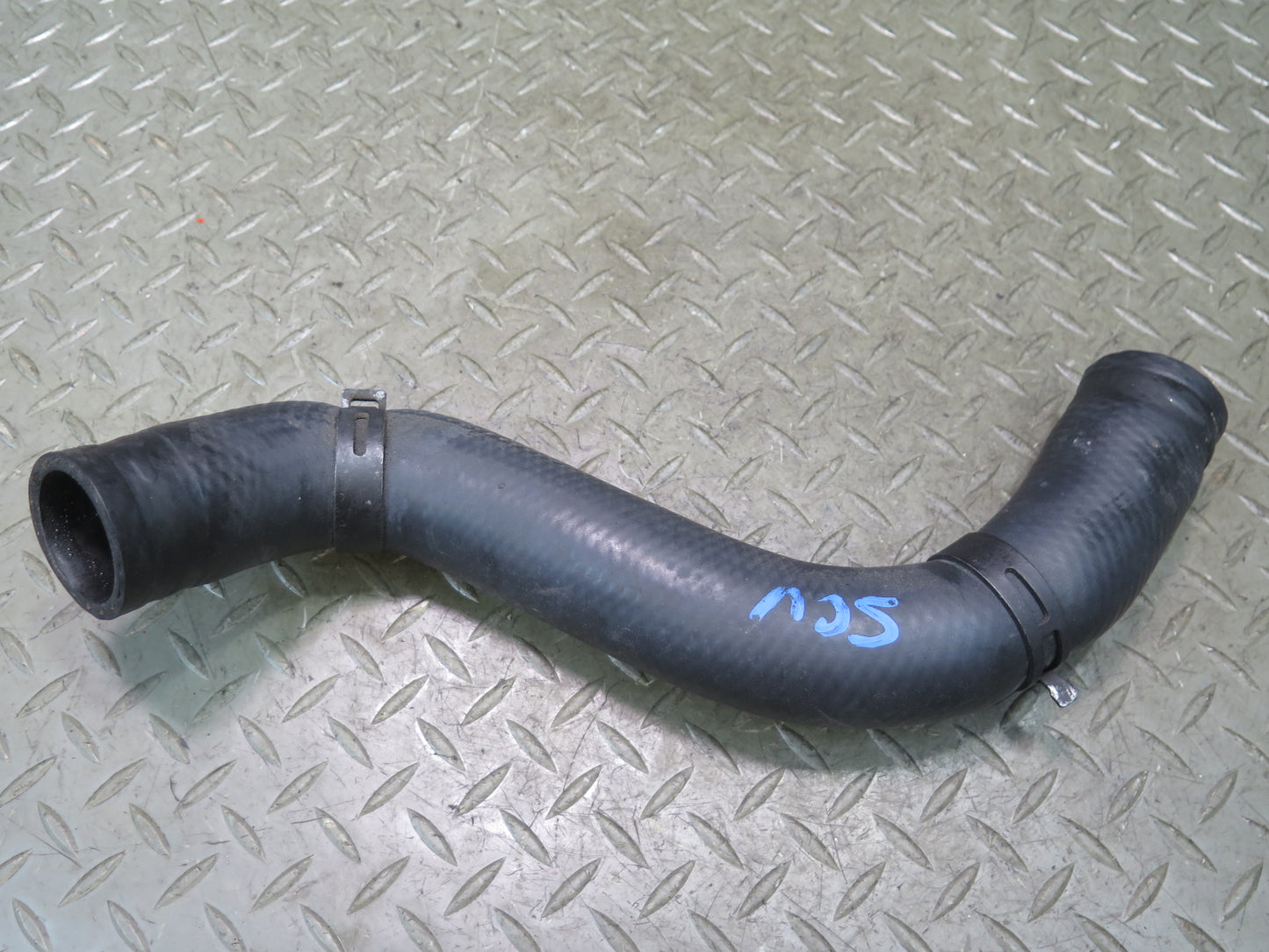 02-10 Lexus UZZ40L SC430 4.3L 3UZFE Set of 2 Engine Radiator Hose Line OEM